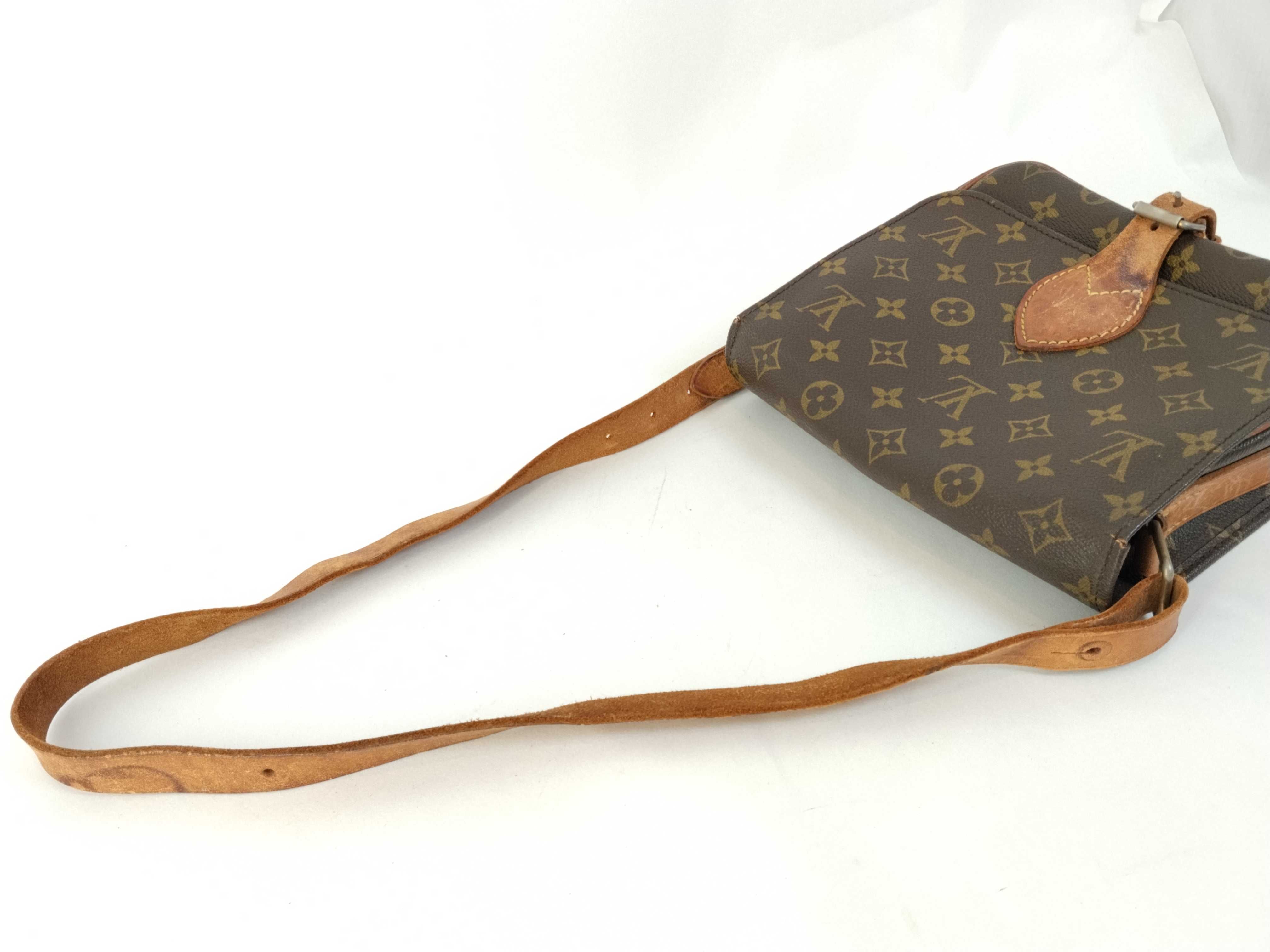 Monogram Louis Vuitton Monogram Cartouchiere MM 823 Shoulder Bag — view 3