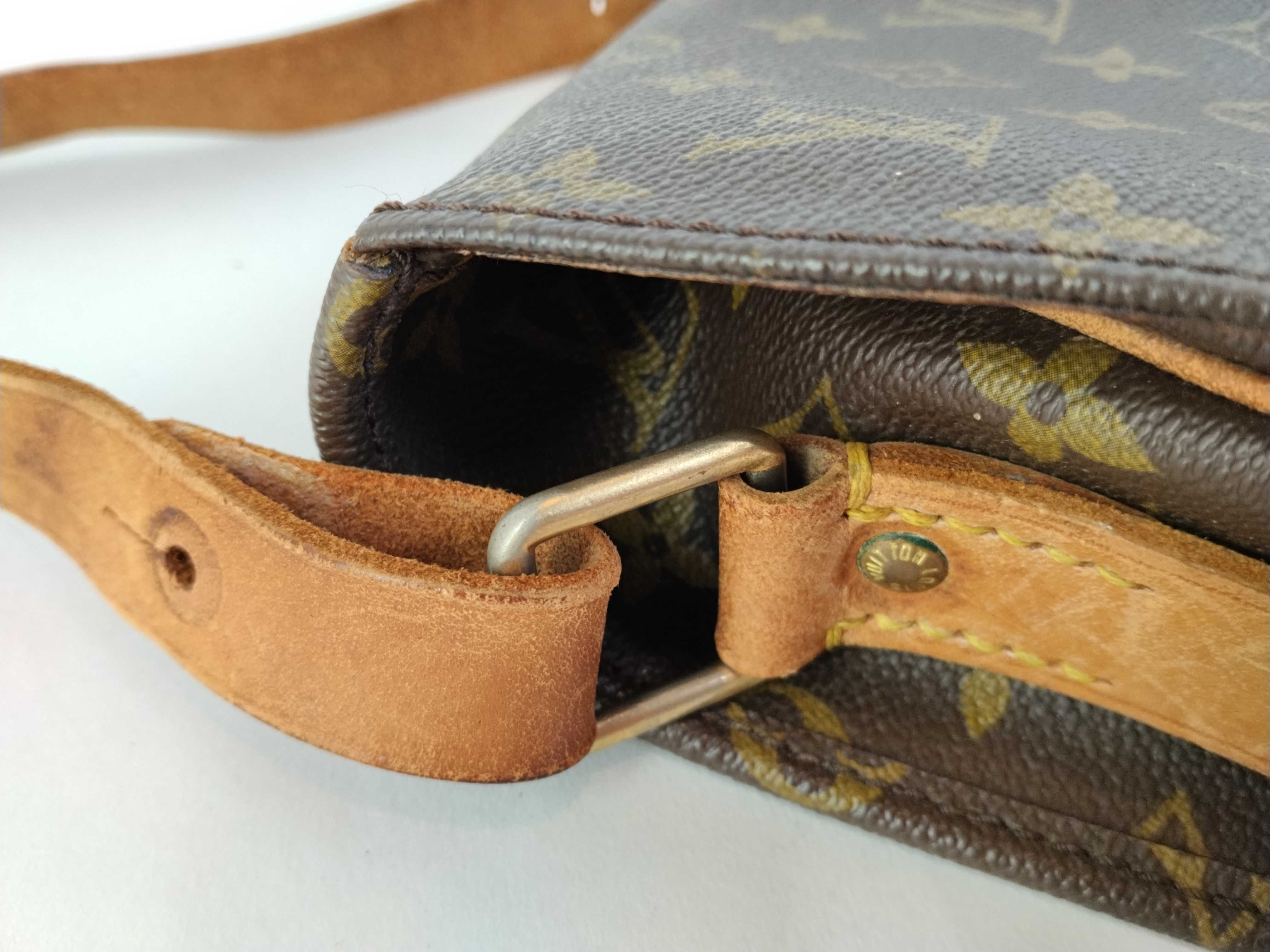 Monogram Louis Vuitton Monogram Cartouchiere MM 823 Shoulder Bag — view 5