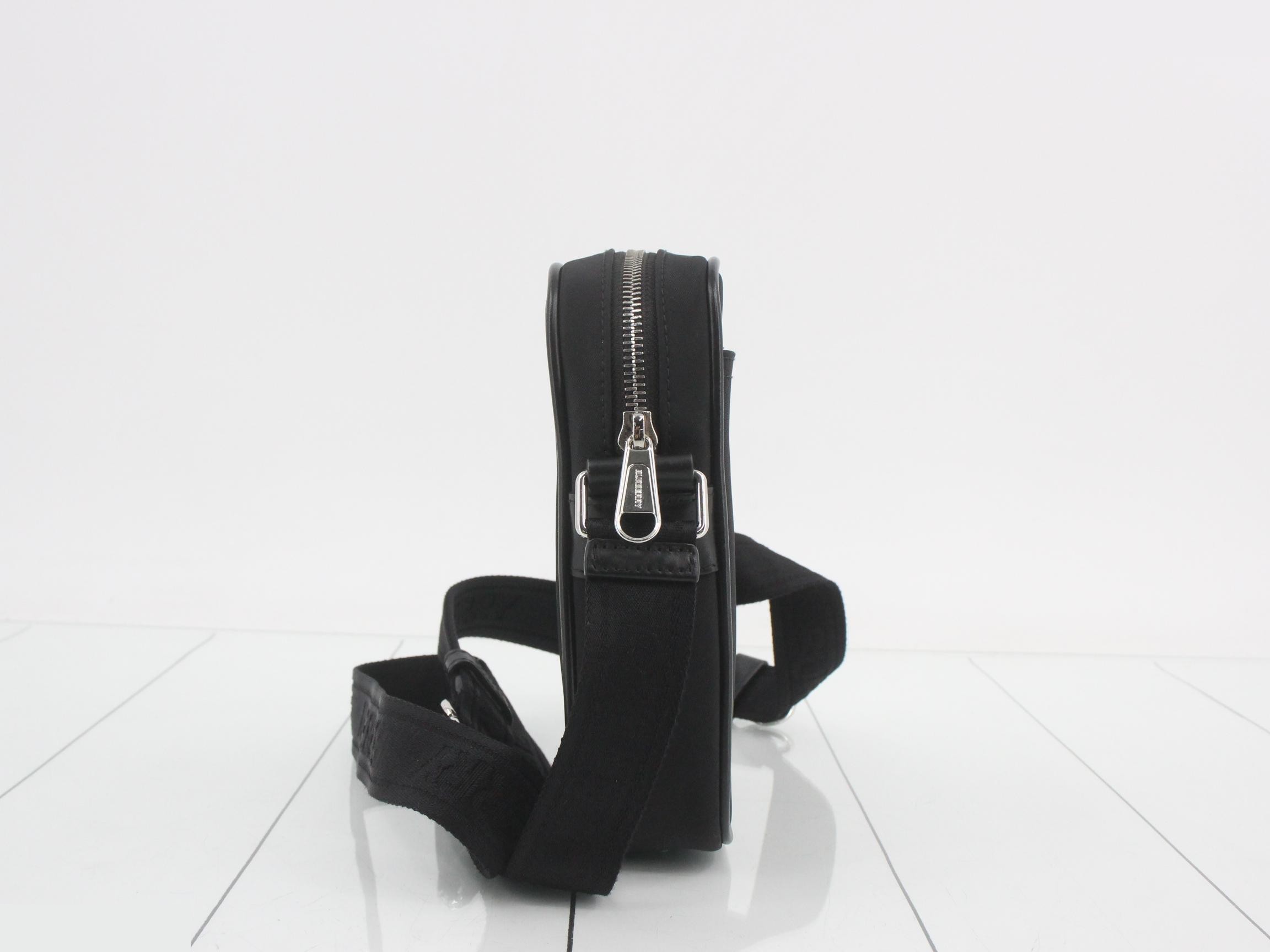 8065933 Shoulder Bag — view 3