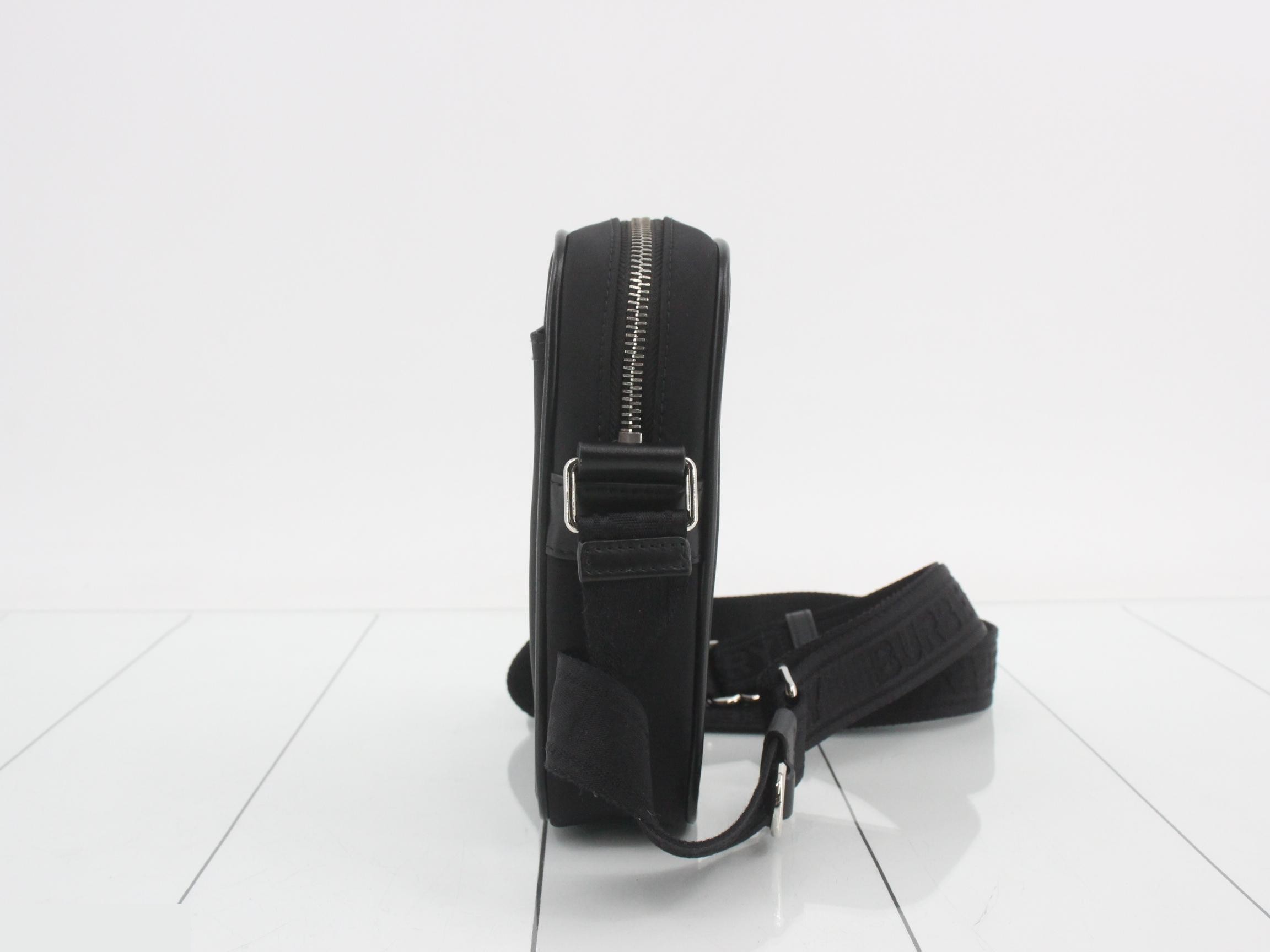 8065933 Shoulder Bag — view 4