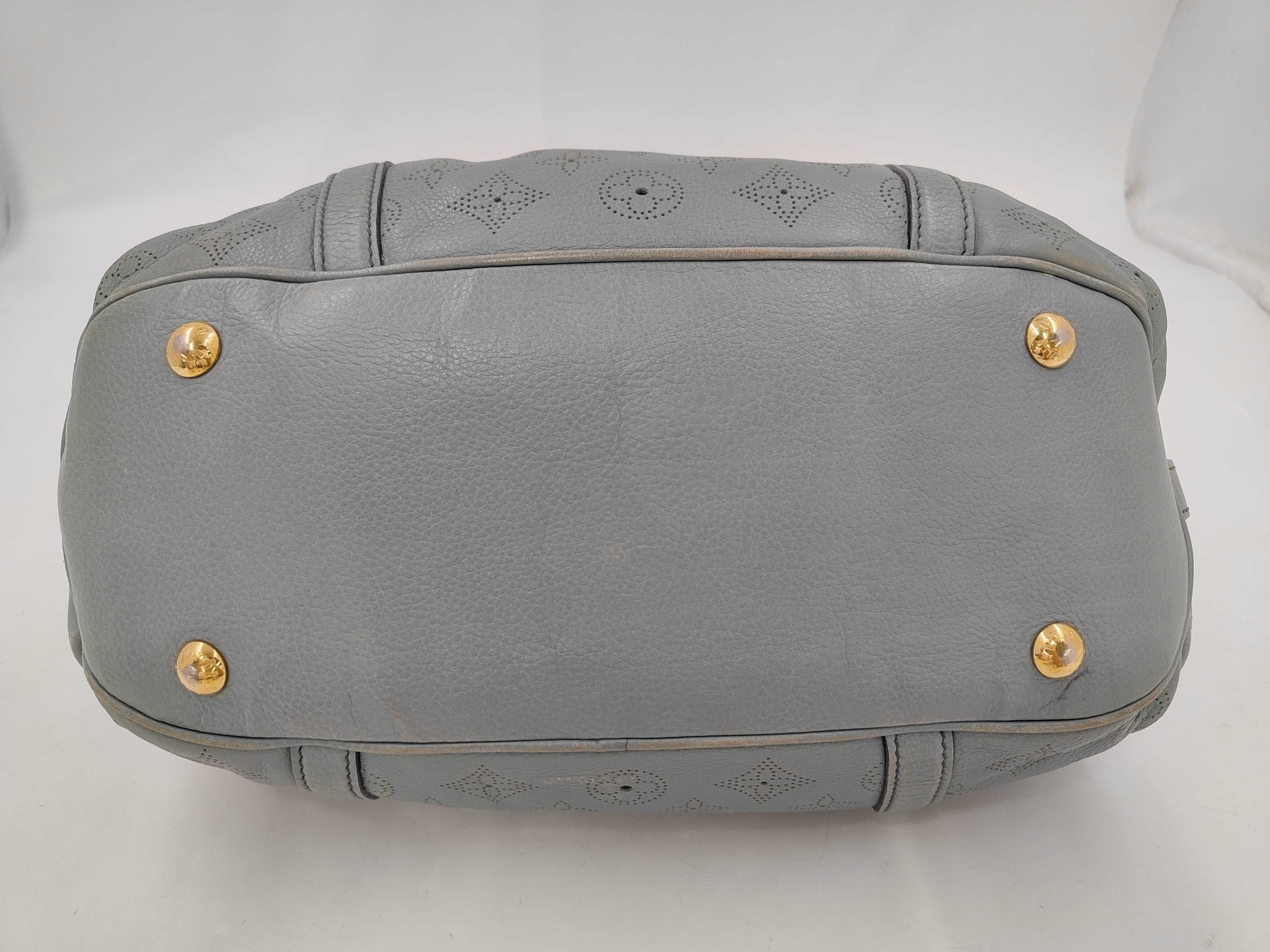 Mahina Monogram Mahina Lunar PM Shoulder Bag M93442 Handbag — view 3