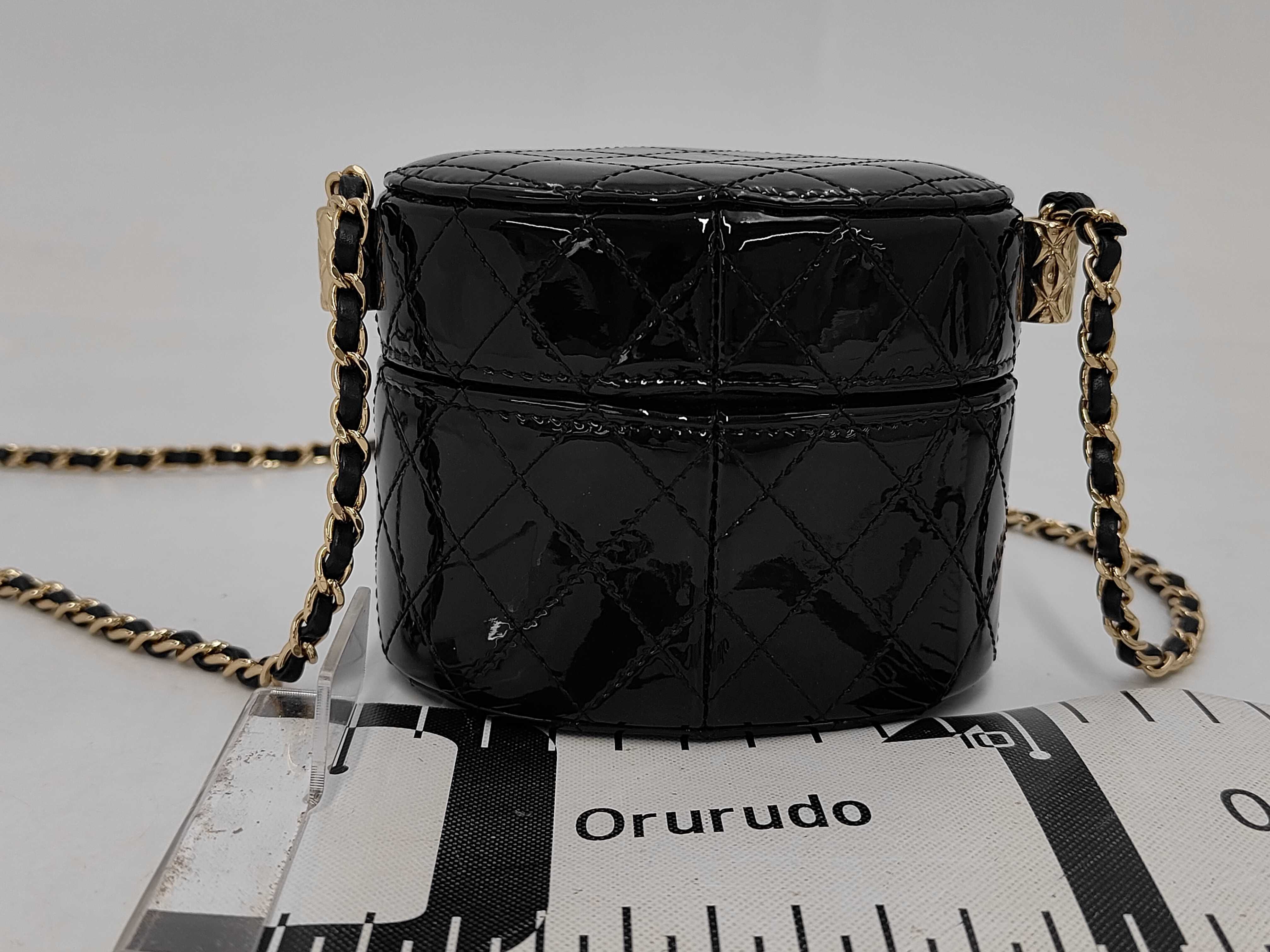 Chain Shoulder Bag — view 2