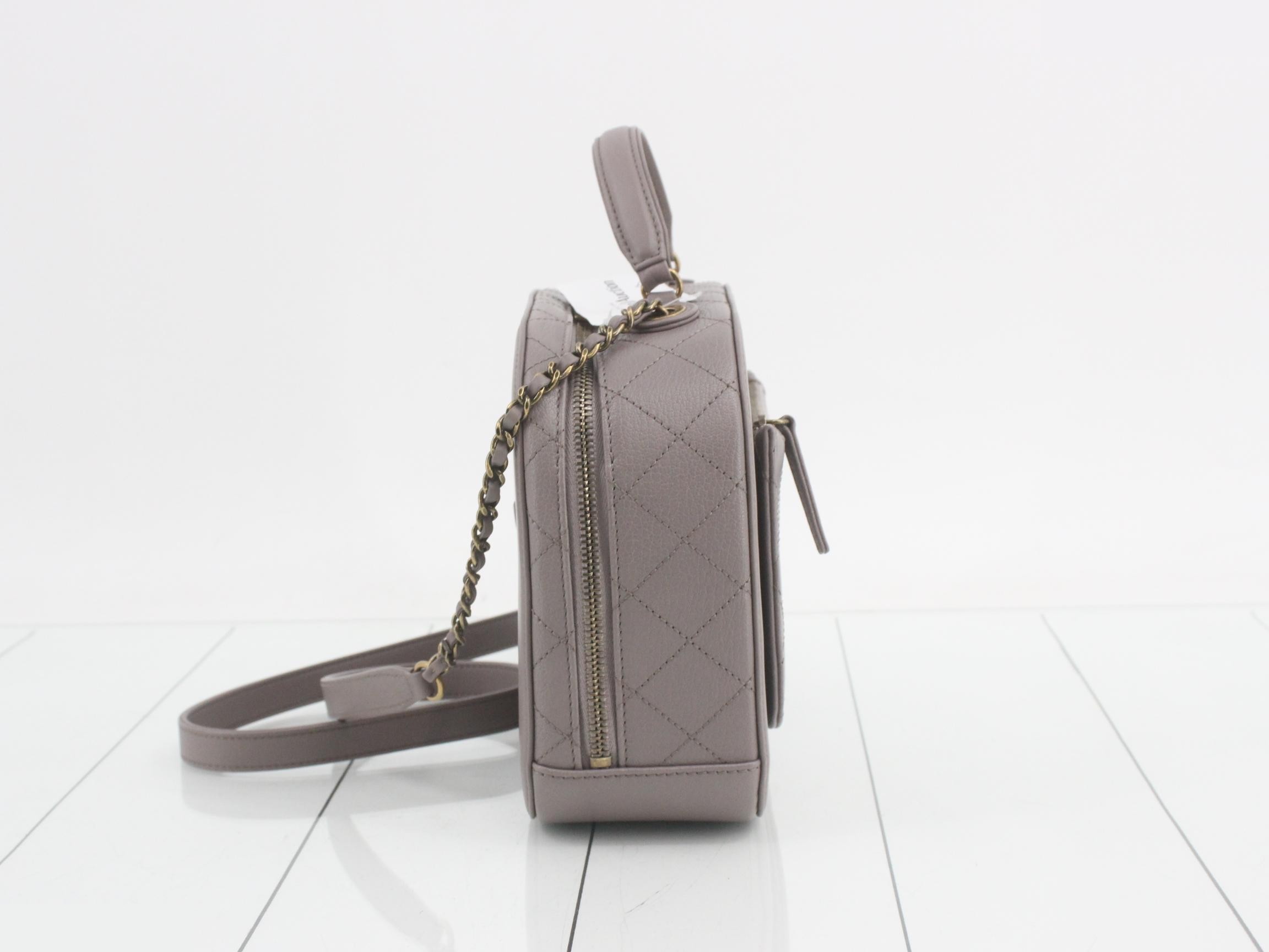 Matelassé 2-way Bowling Bag — view 3