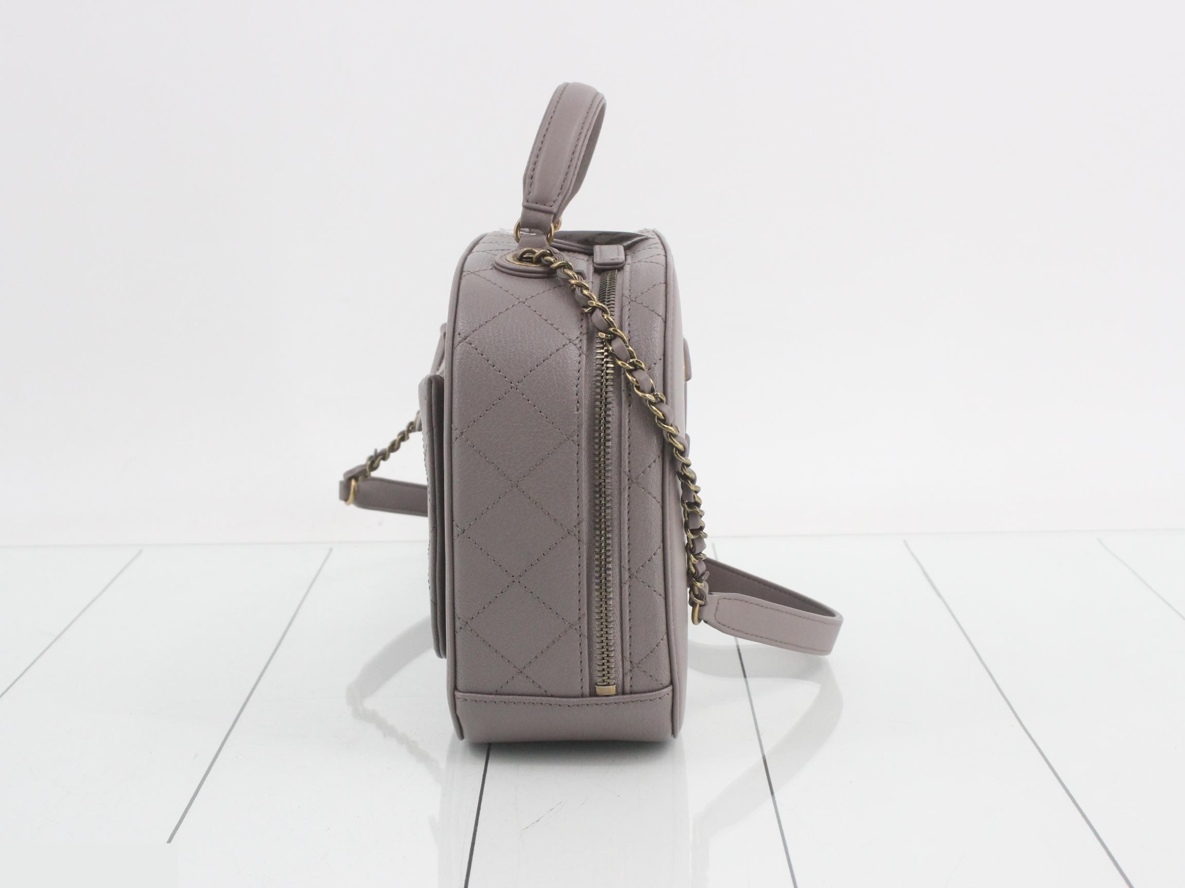 Matelassé 2-way Bowling Bag — view 4