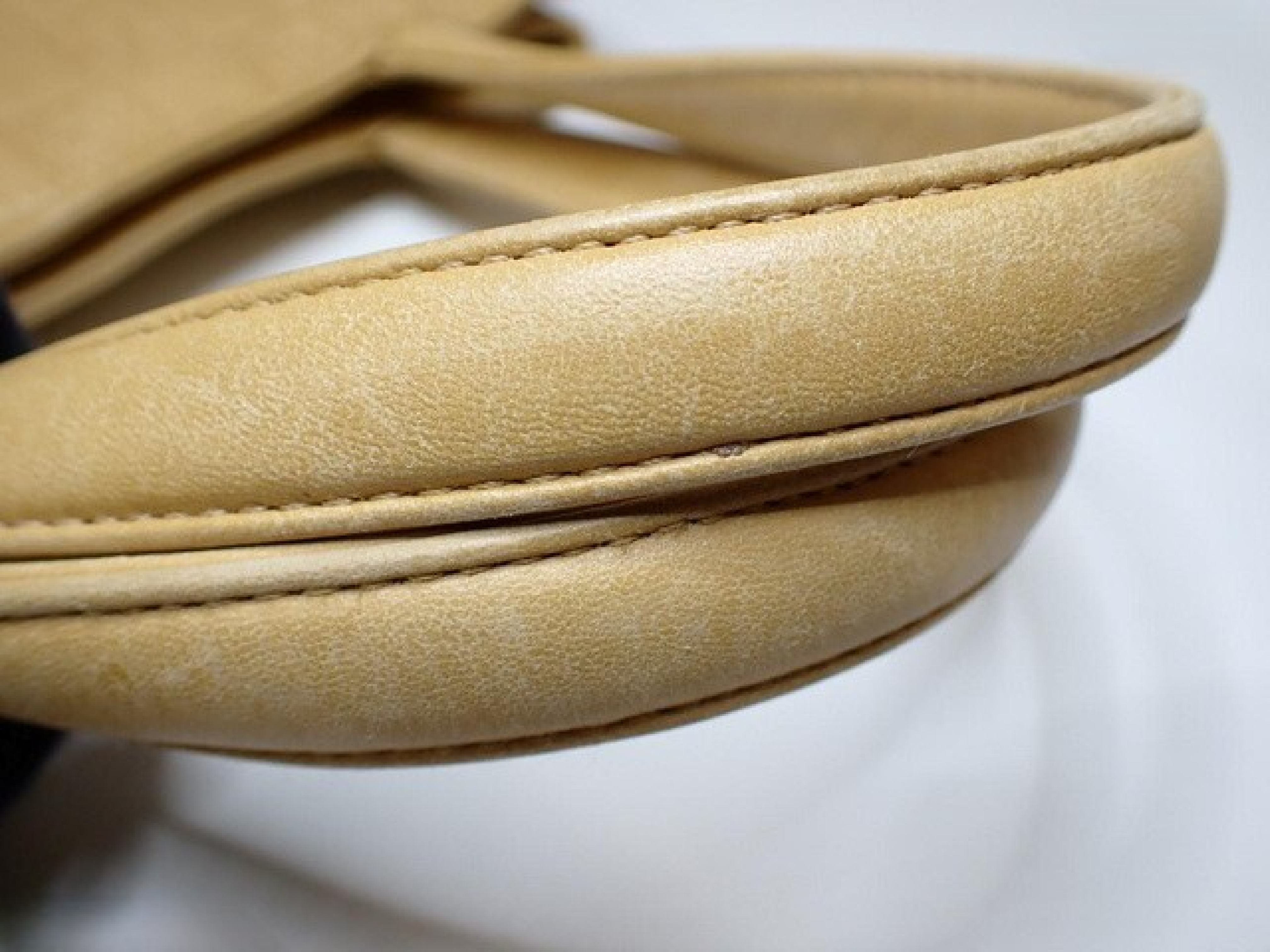 Icon Series Shoulder Bag — view 5