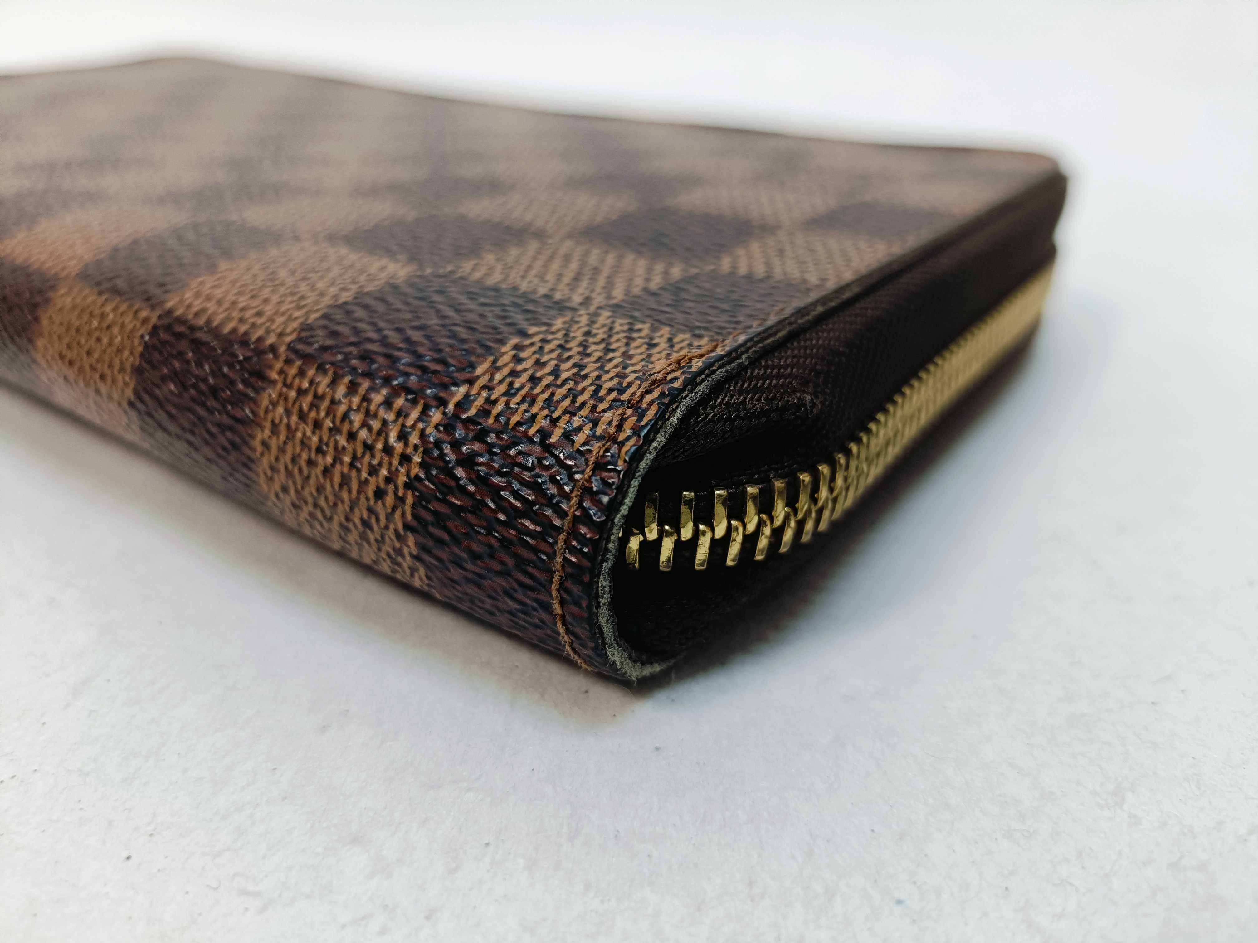 Damier Zippy Organizer Wallet — view 4