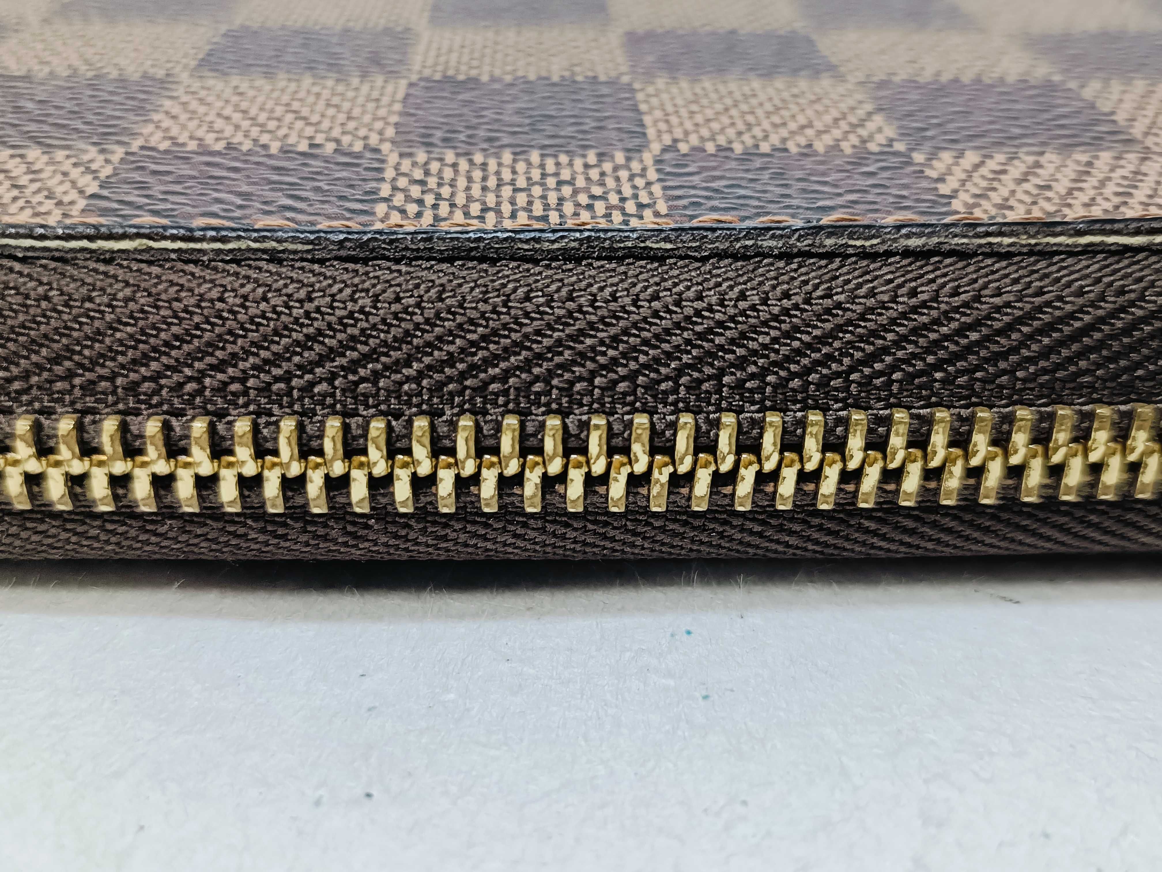 Damier Zippy Organizer Wallet — view 8