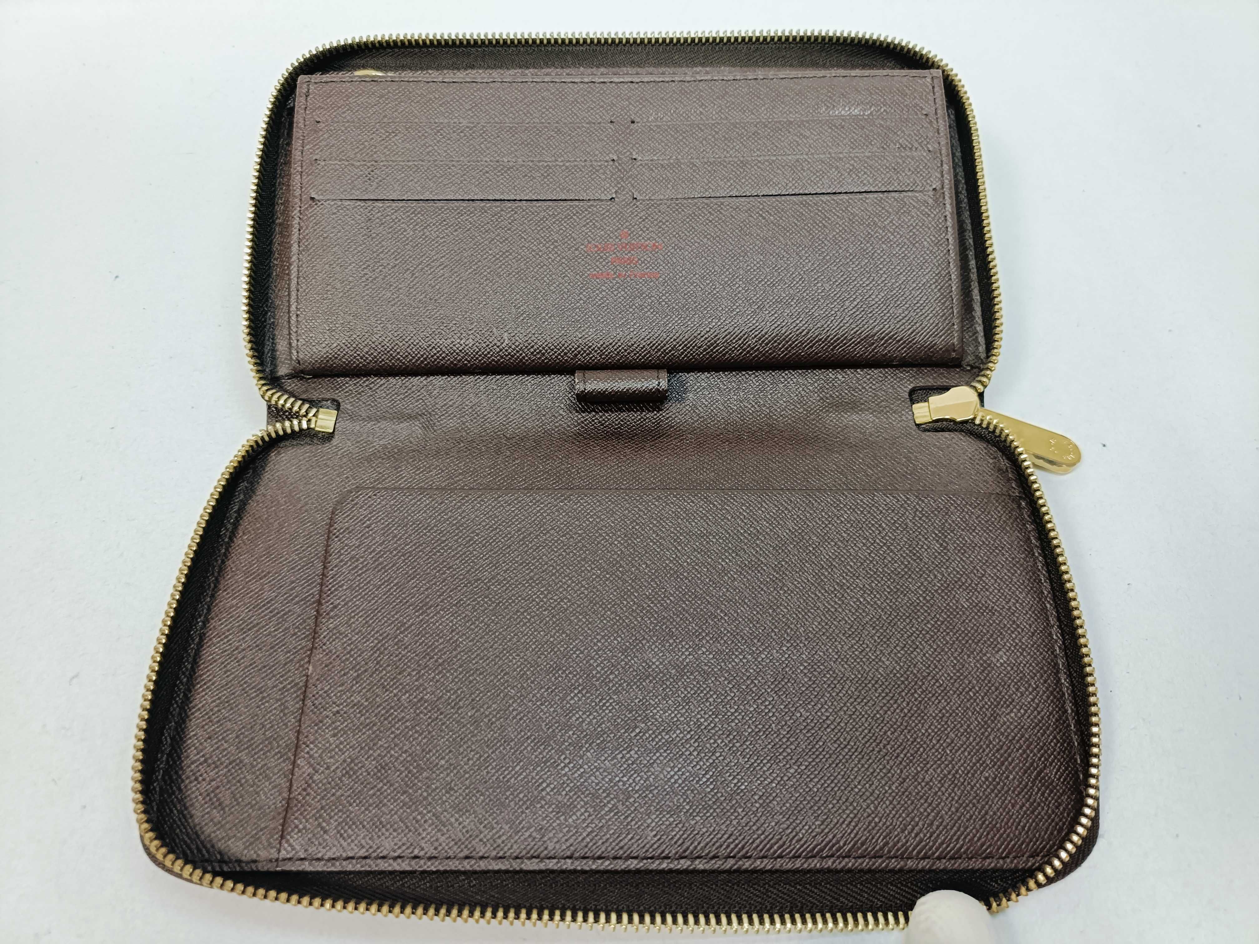 Damier Zippy Organizer Wallet — view 9
