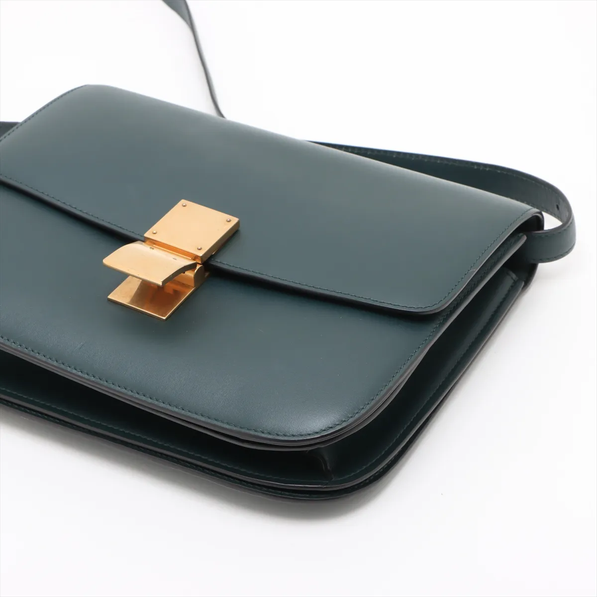 Classic Box Leather Shoulder Bag Green — view 3
