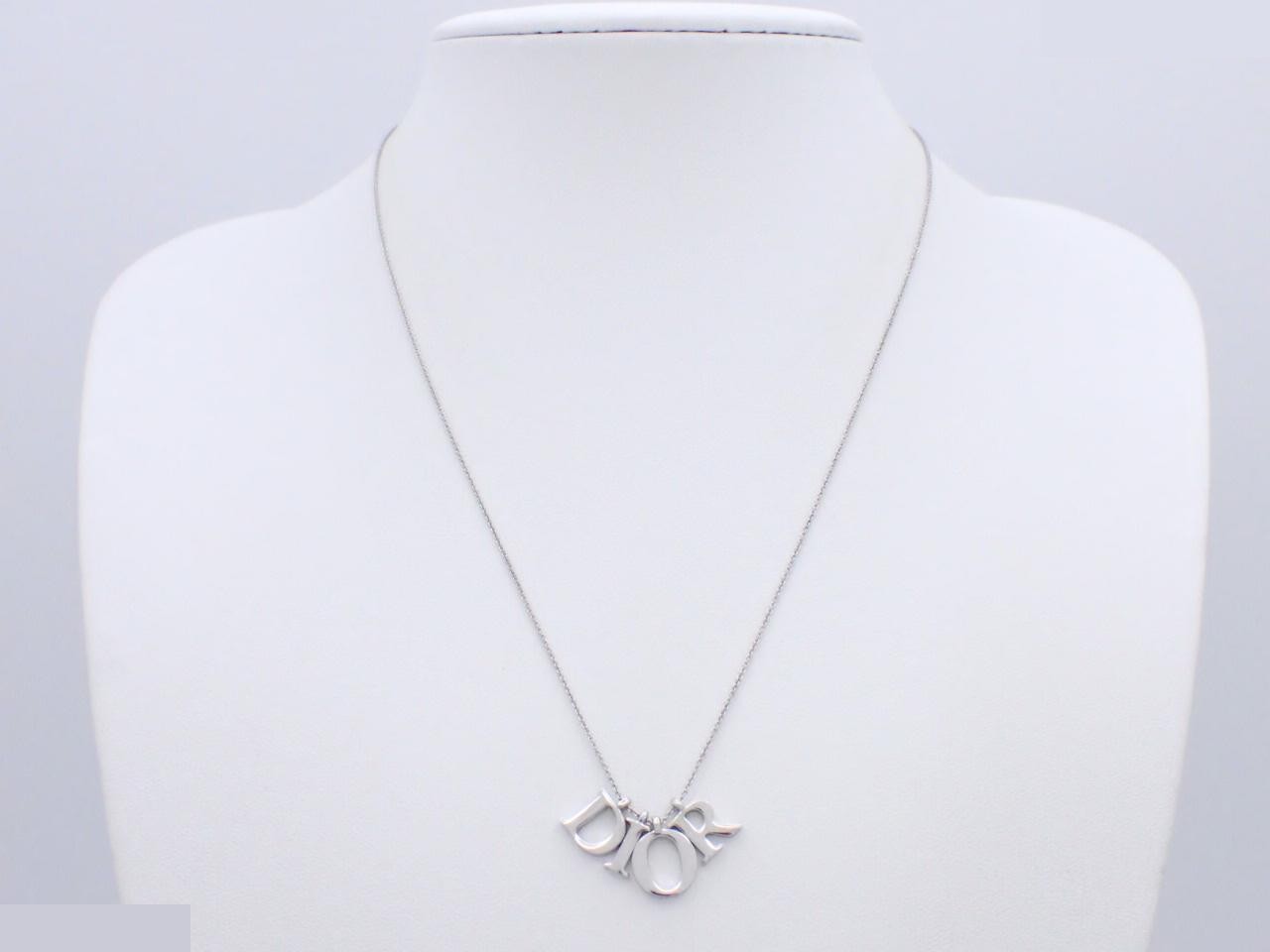 Other lines: Precious metal necklaces and pendants, chain approximately 42cm. — view 3