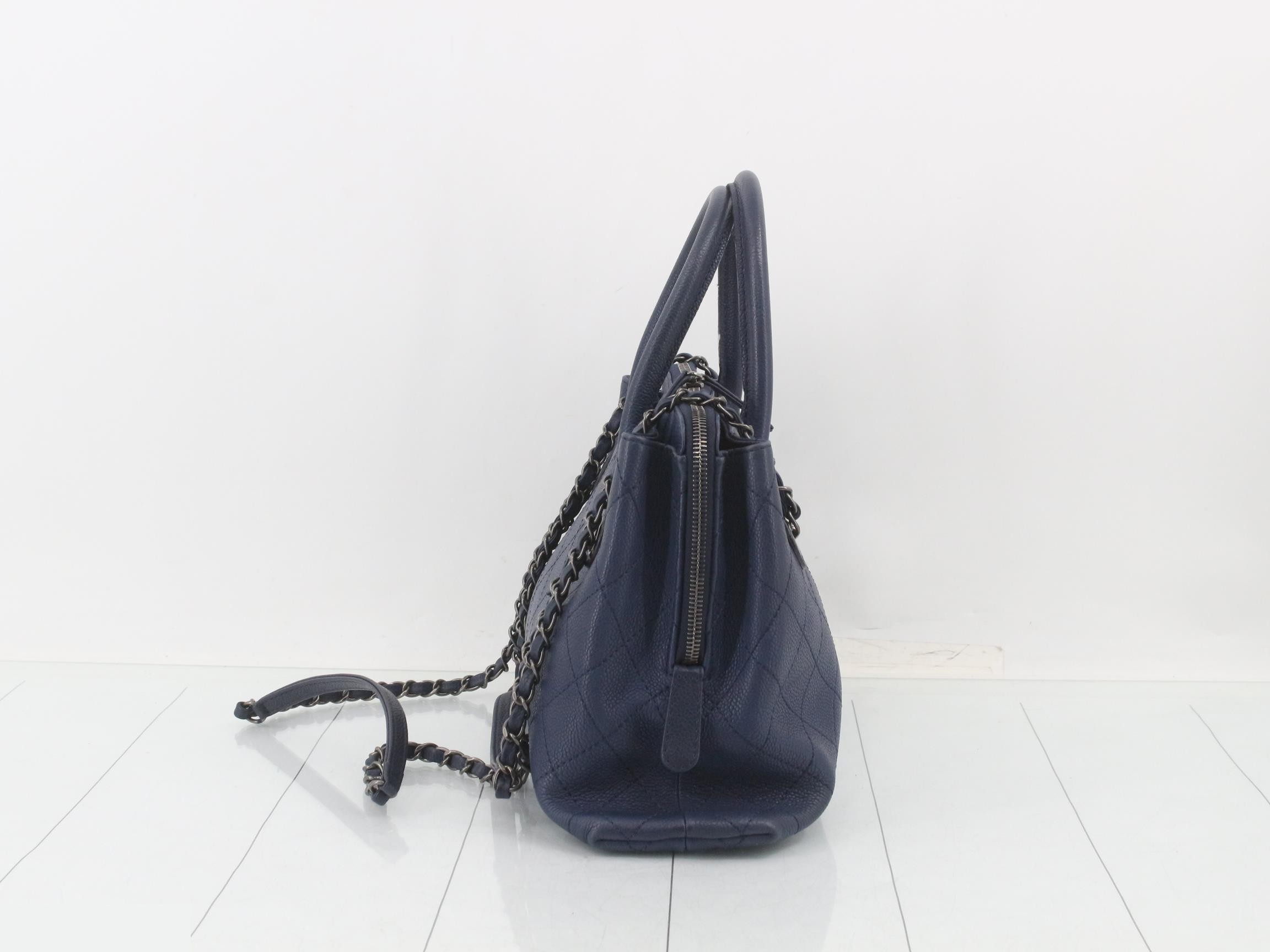 Caviar leather (bag) - Shoulder bag, blue, silver hardware — view 4