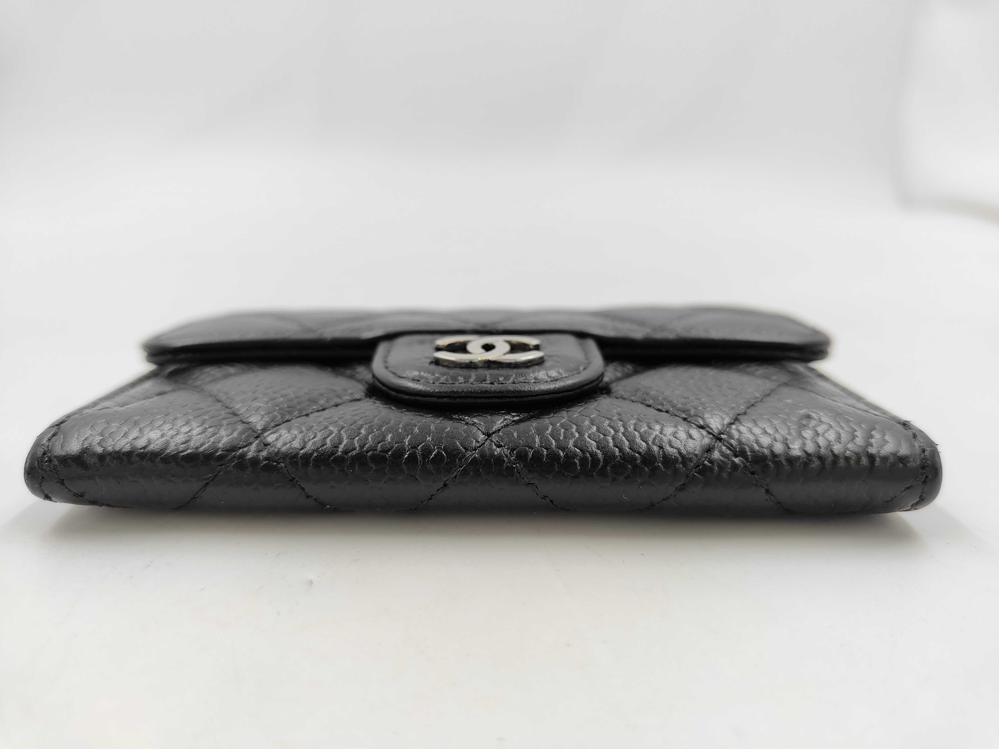 Classic Flap Card Case Coin Purse — view 3