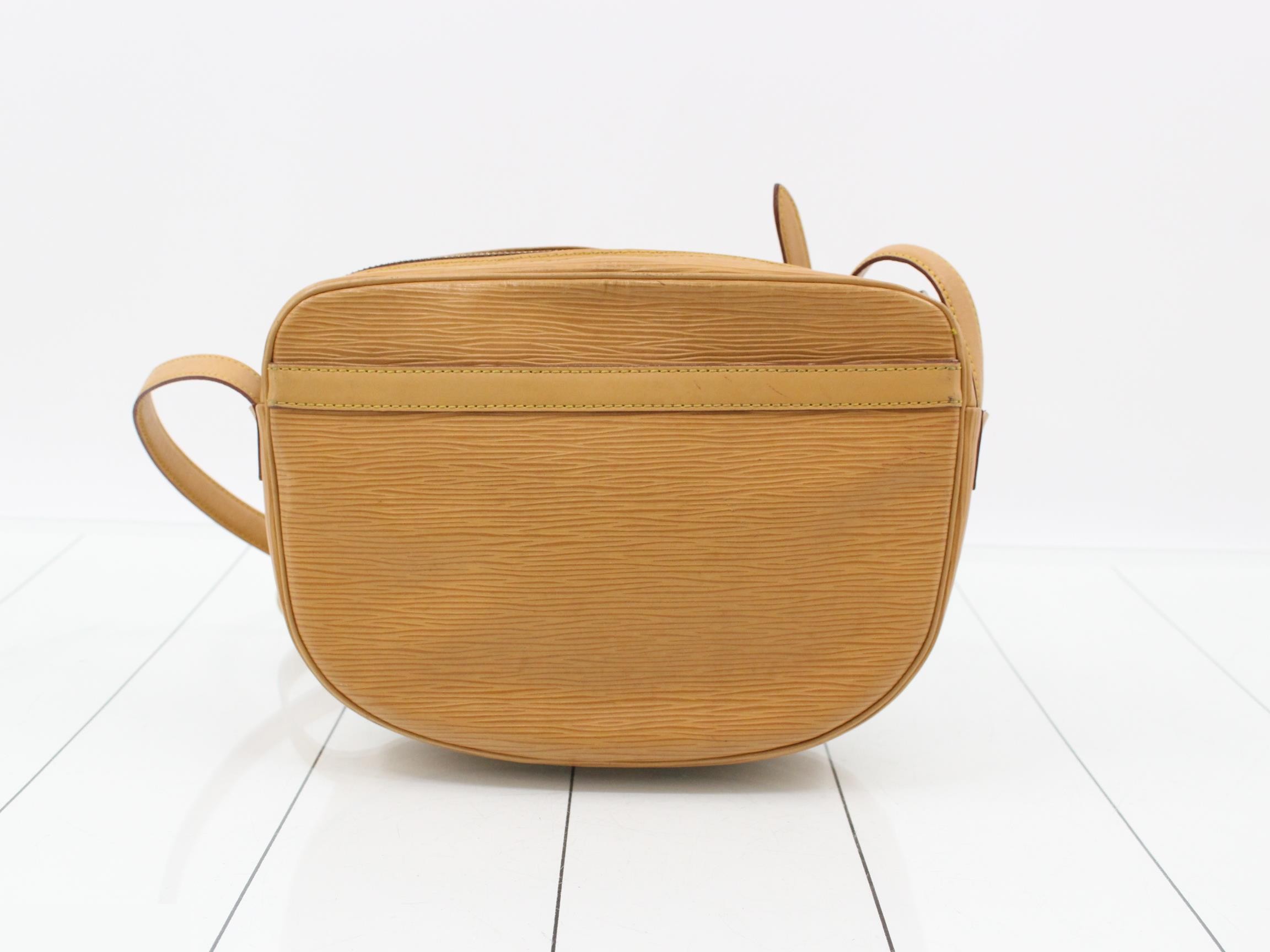 M52156 Jaune Fille Beige — view 2