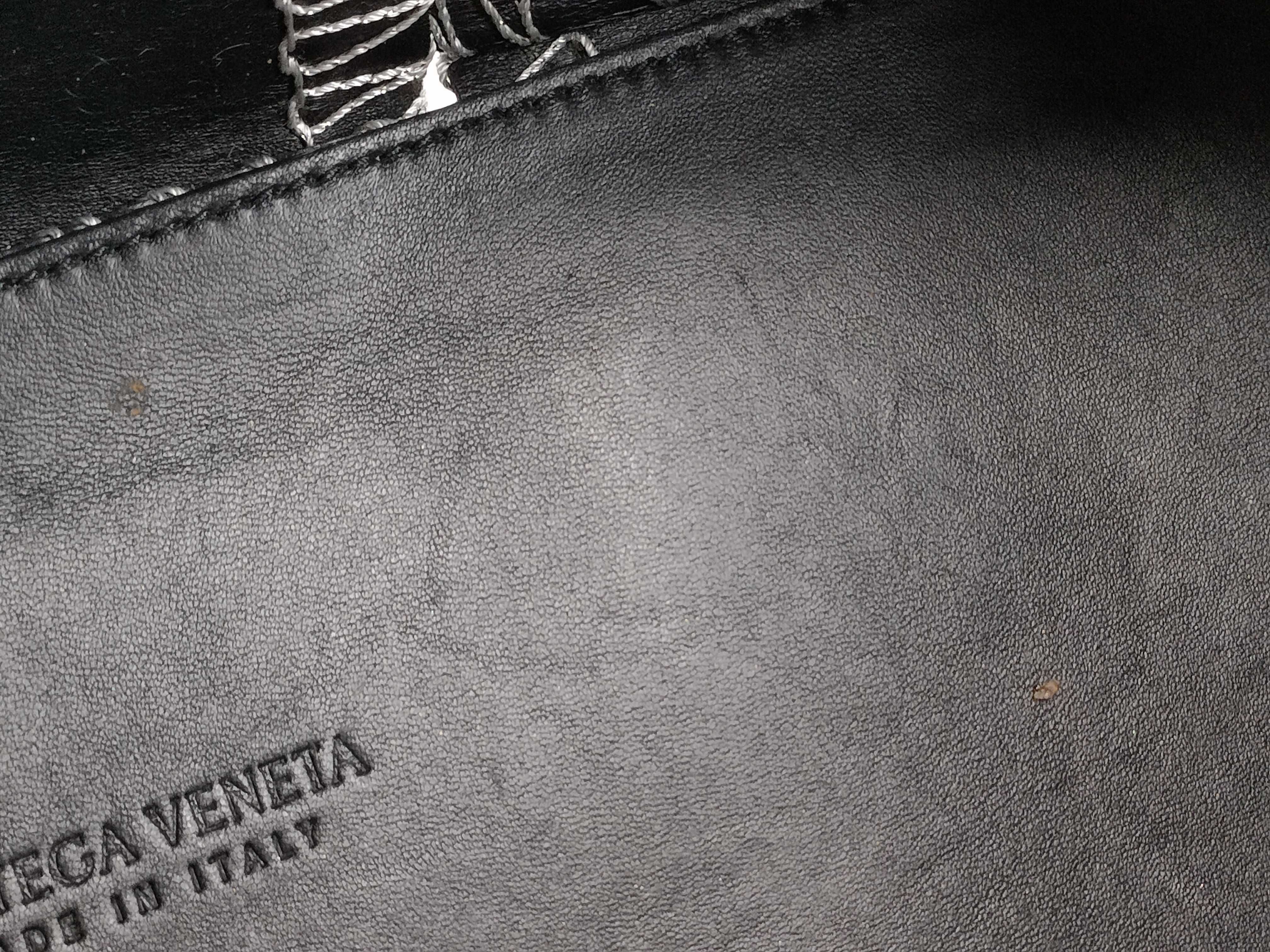 Intrecciato Bottega Veneta Intrecciato Arco Tote Bag — view 12
