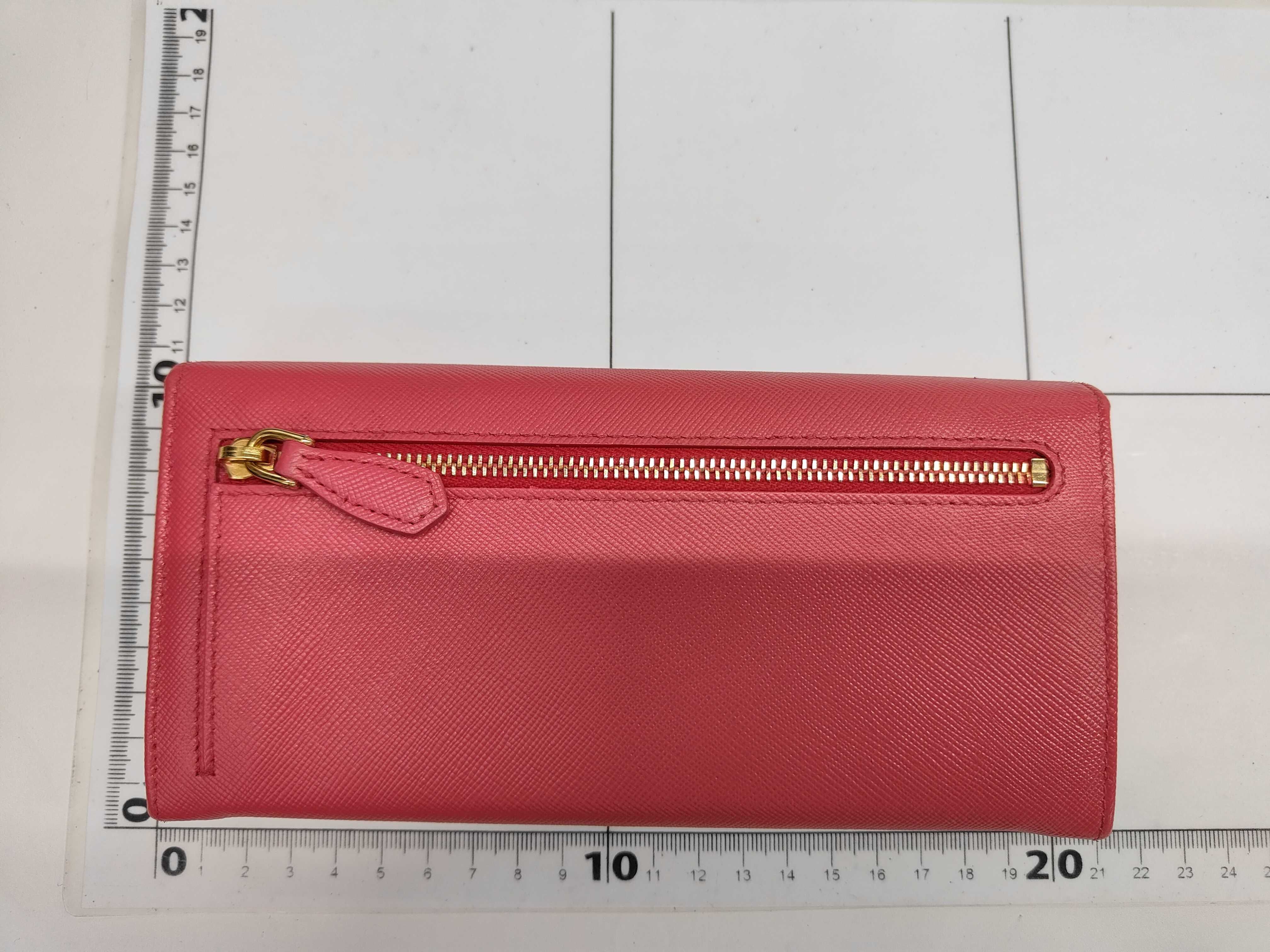 Saffiano Flap Long Wallet 1M1132 — view 2