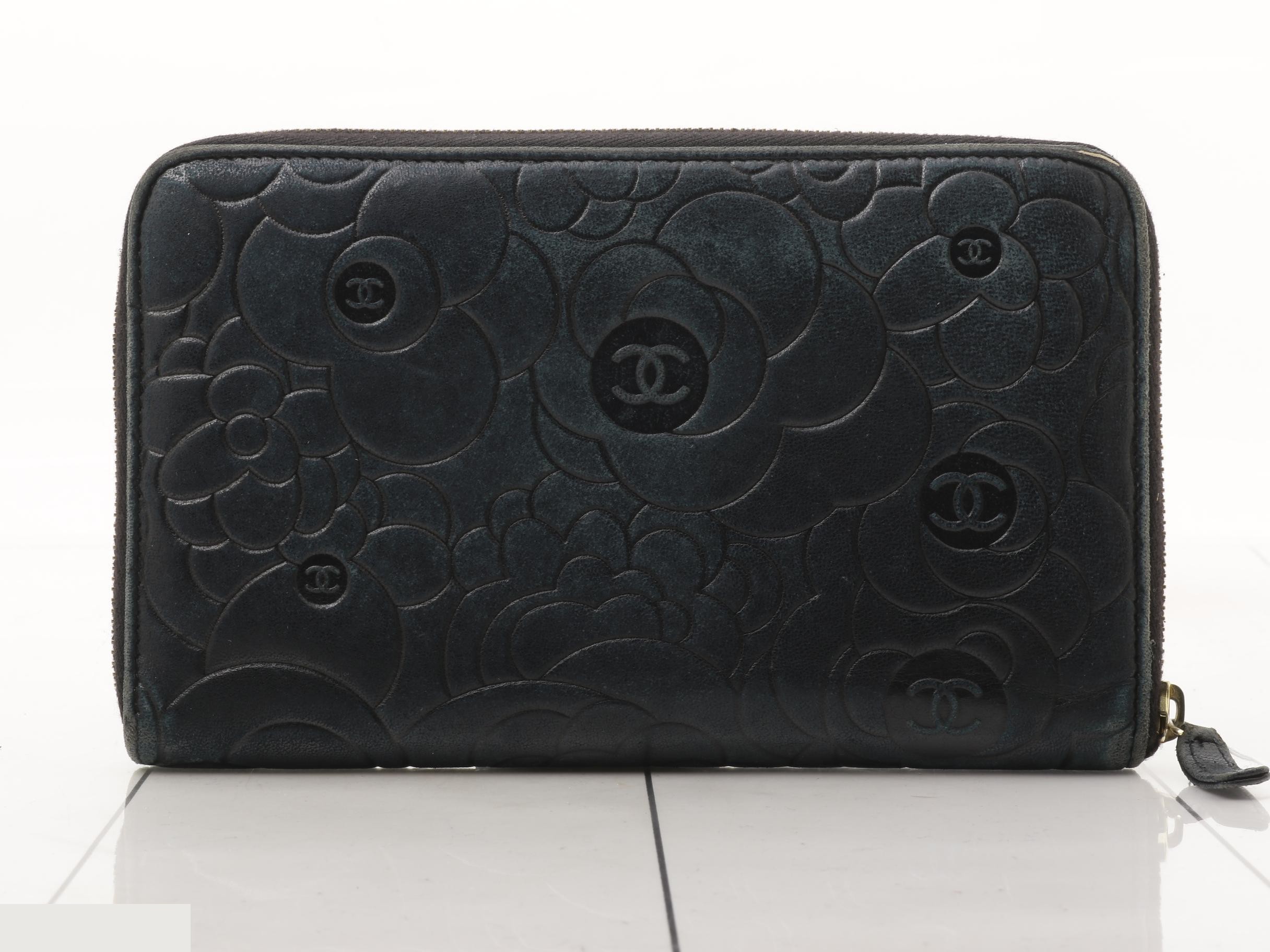 Camellia Long Wallet — view 2