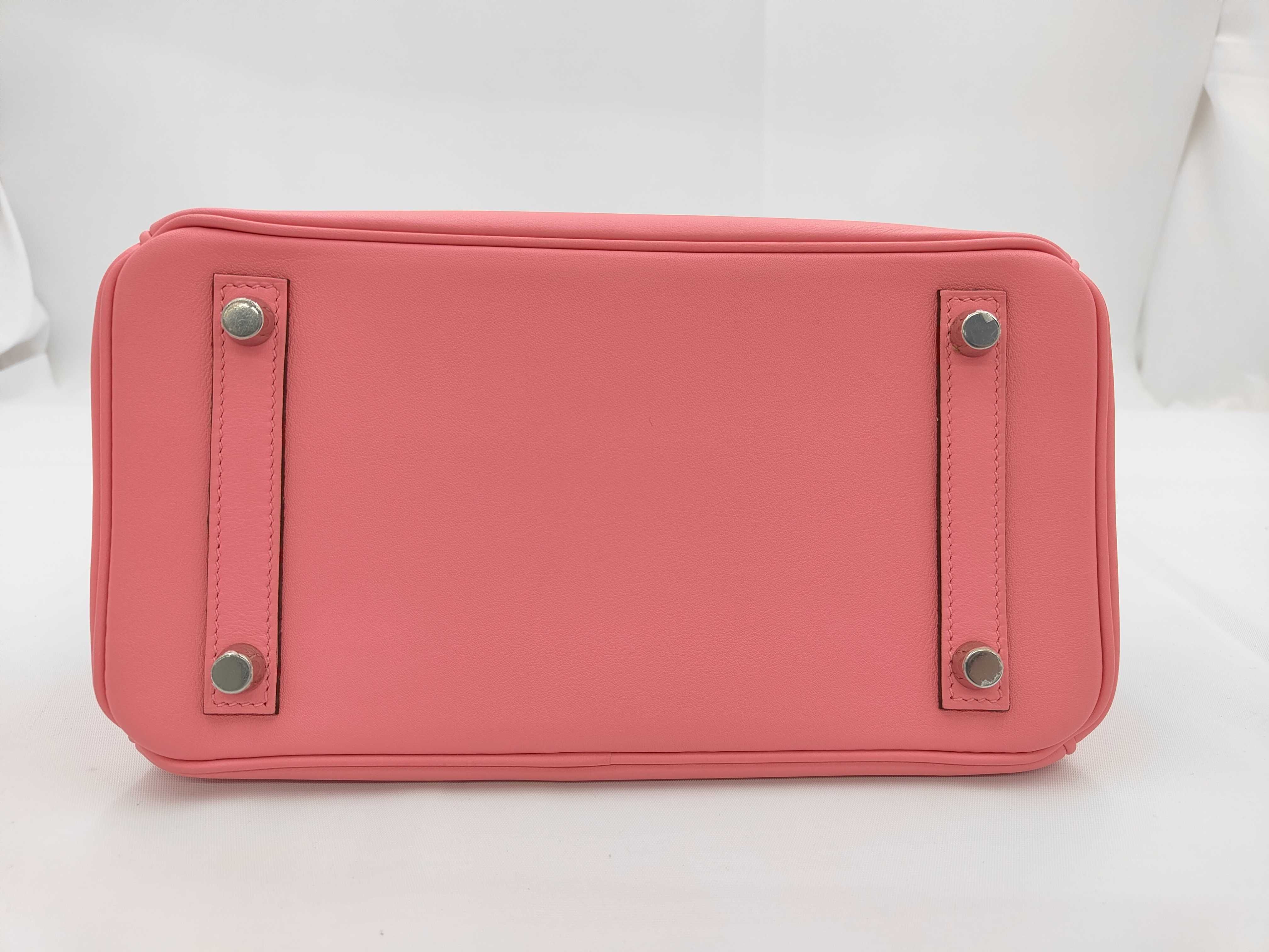 Birkin 25 Swift Leather, C Stamp, Clochette Key, Padlock, Handbag — view 5