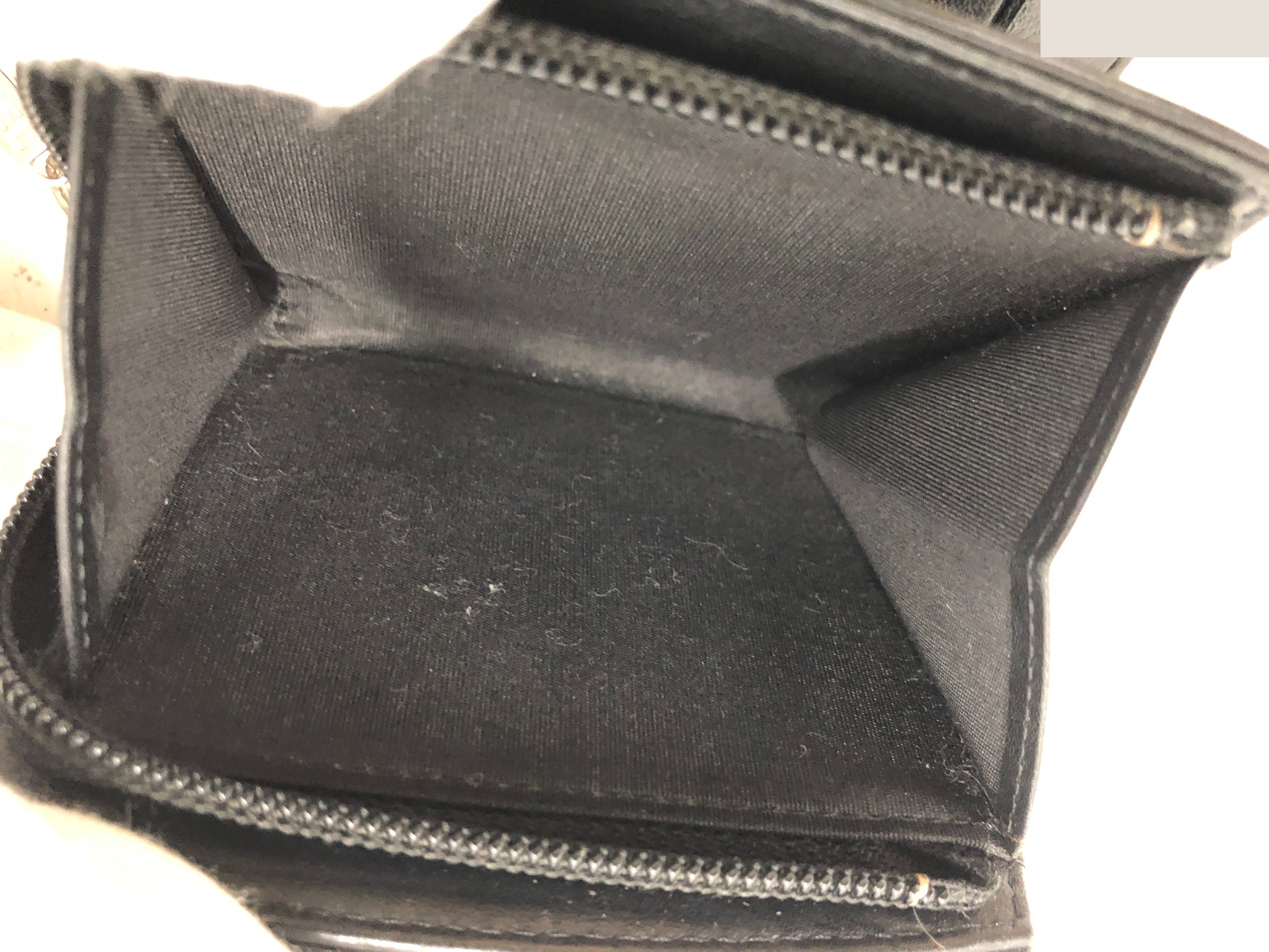Makeup compact wallet with sticker, item number 13318297, includes guarantee card. — view 4