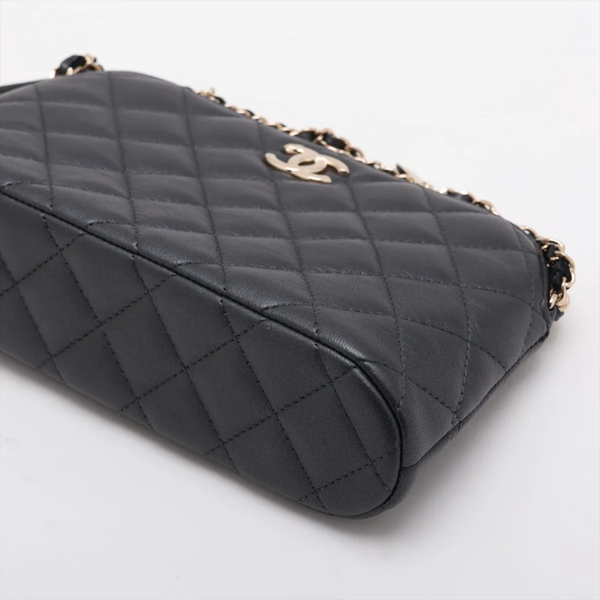 Matelassé Lambskin Chain Shoulder Bag, Gray with Gold Hardware, CK3HPPUH, Random Serial Number AP4526 — view 3