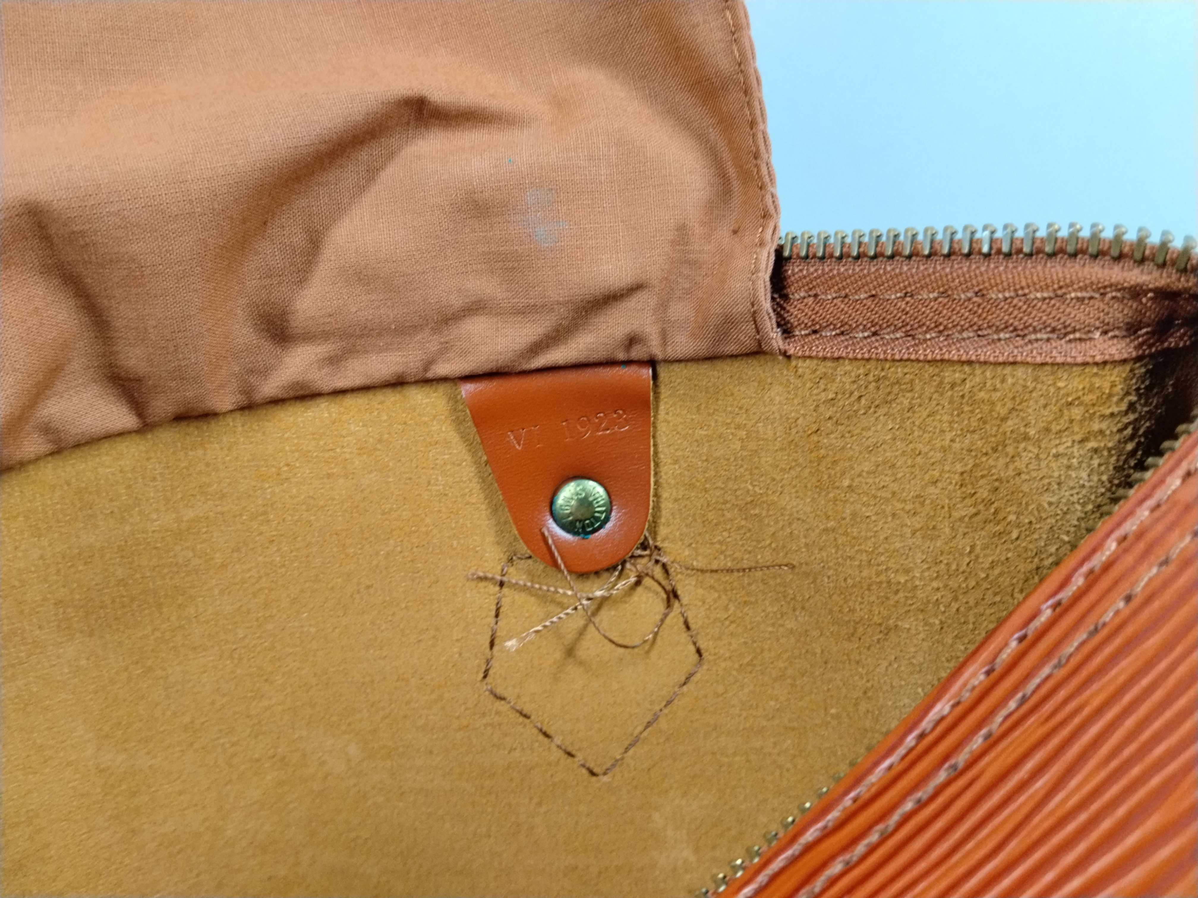 Epi Speedy 30 Boston Bag — view 15