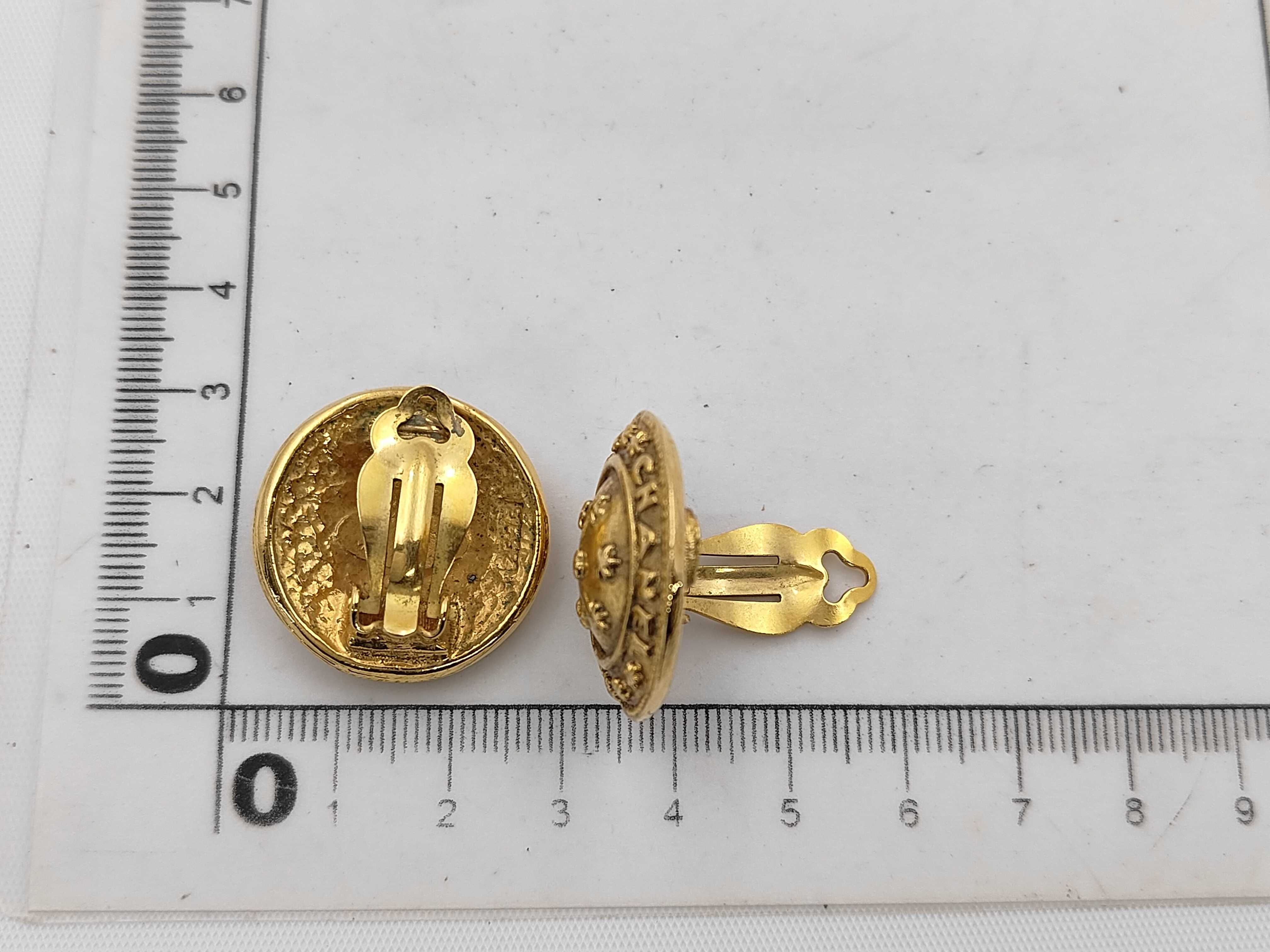 serial number unknown / earrings / GP earrings — view 7