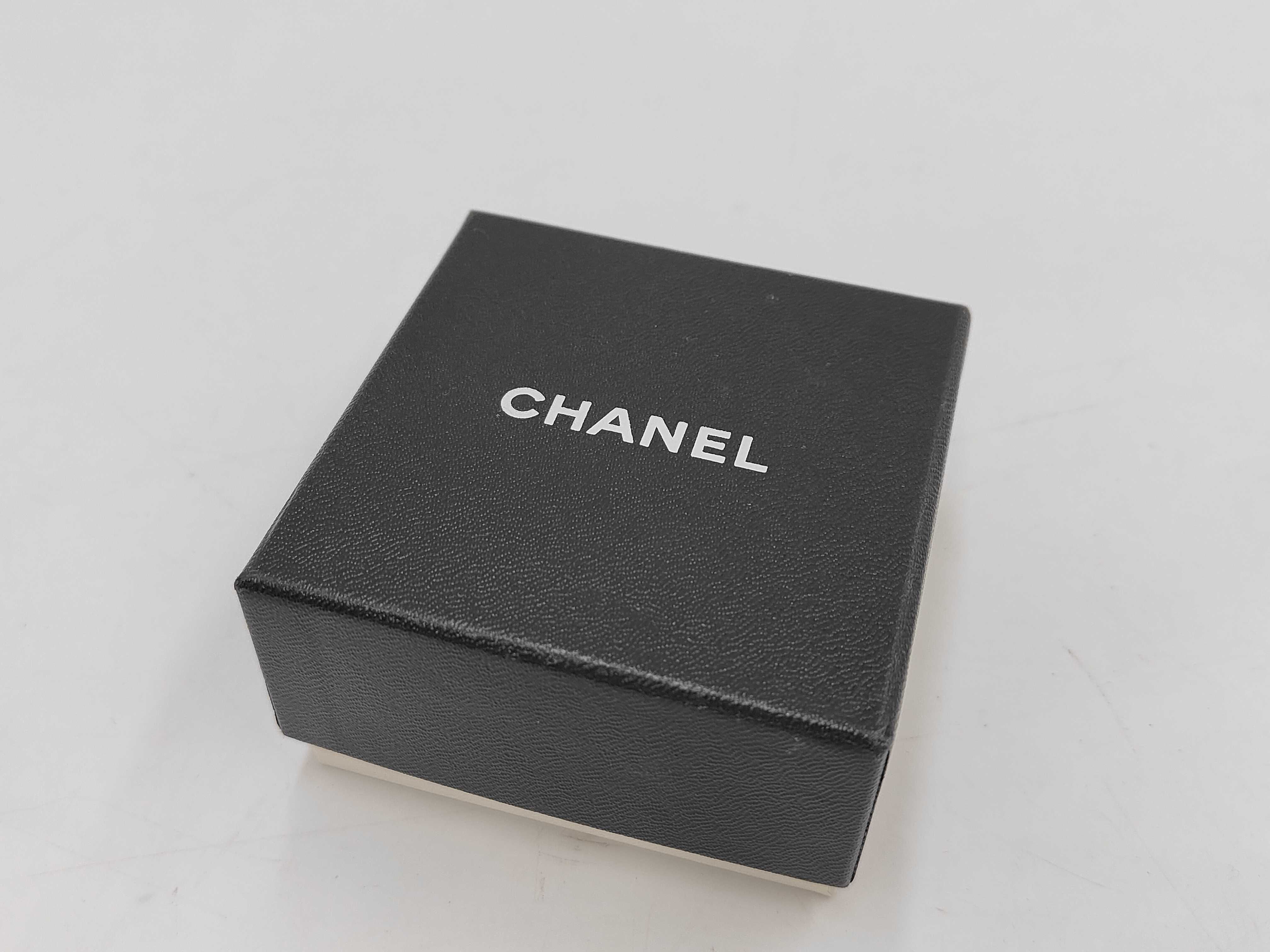 brand jewelry brooch 93A brooch — view 7