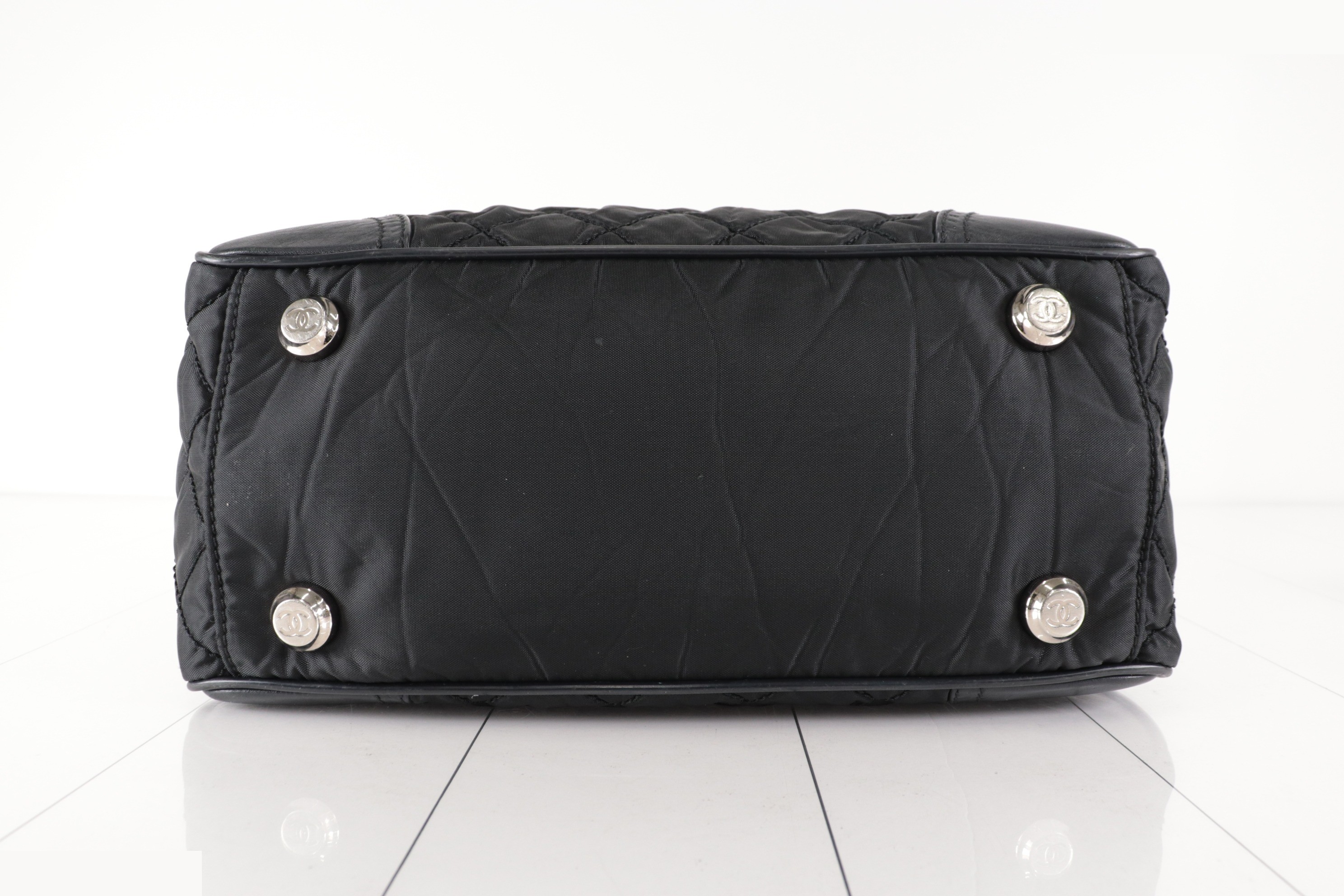 DecaCoco Nylon x Leather Tote Bag, Item No. 12 — view 7