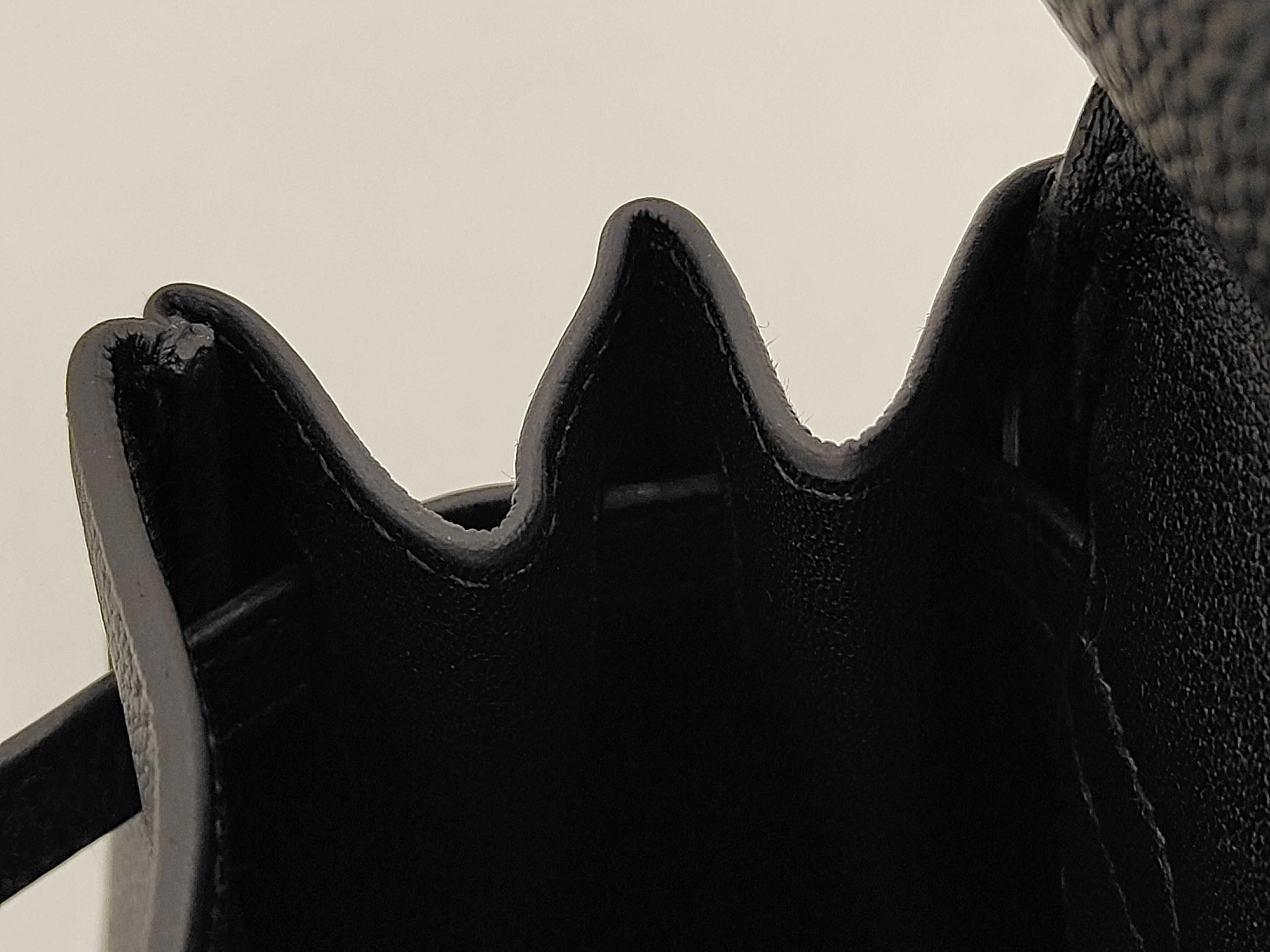 Birkin 25 Togo Black Silver Hardware G Stamp Handbag — view 11
