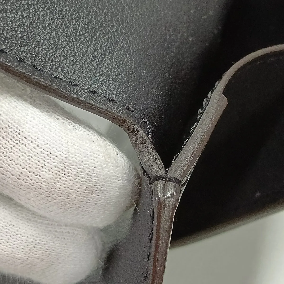 Elan Pocket 24, Veau Swift leather, black, gold hardware, B: 2023 — view 8