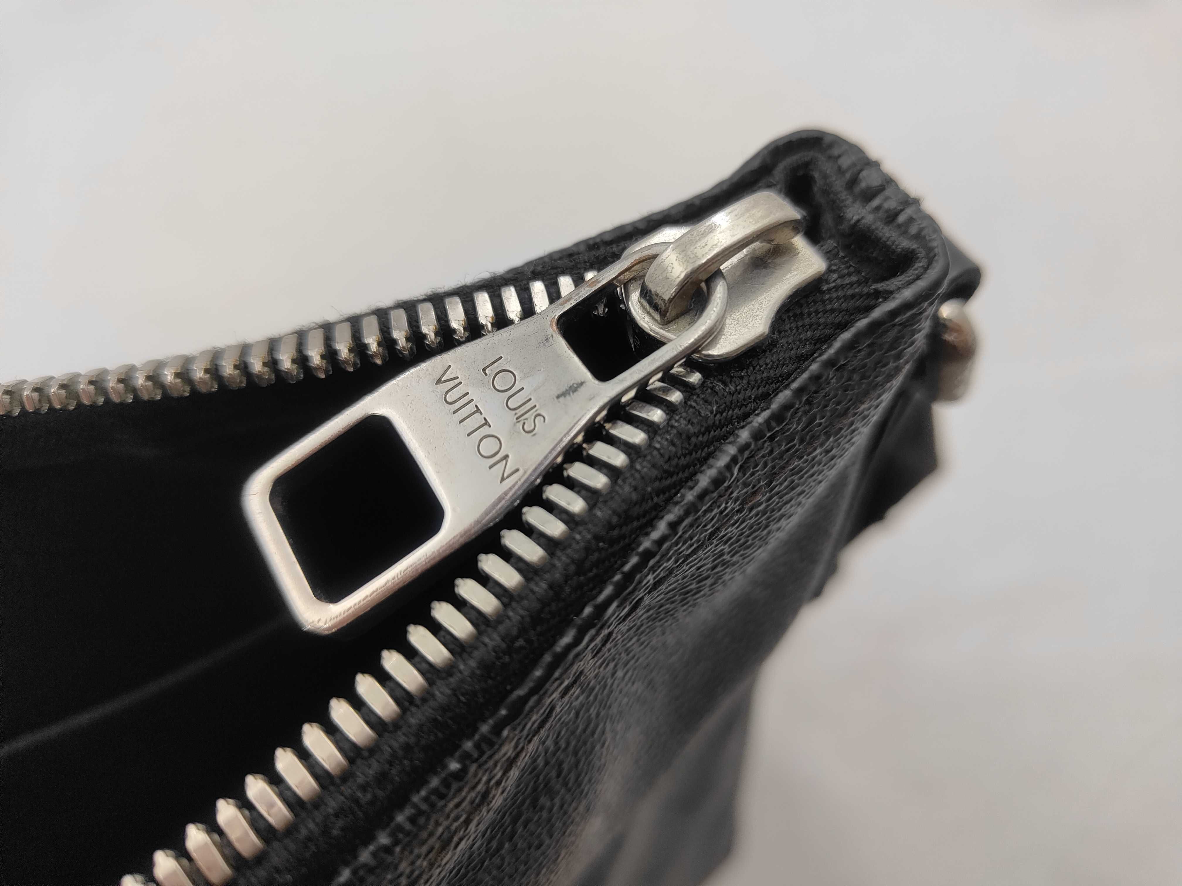 Damier Graphite N41211 Mick Shoulder Bag — view 11