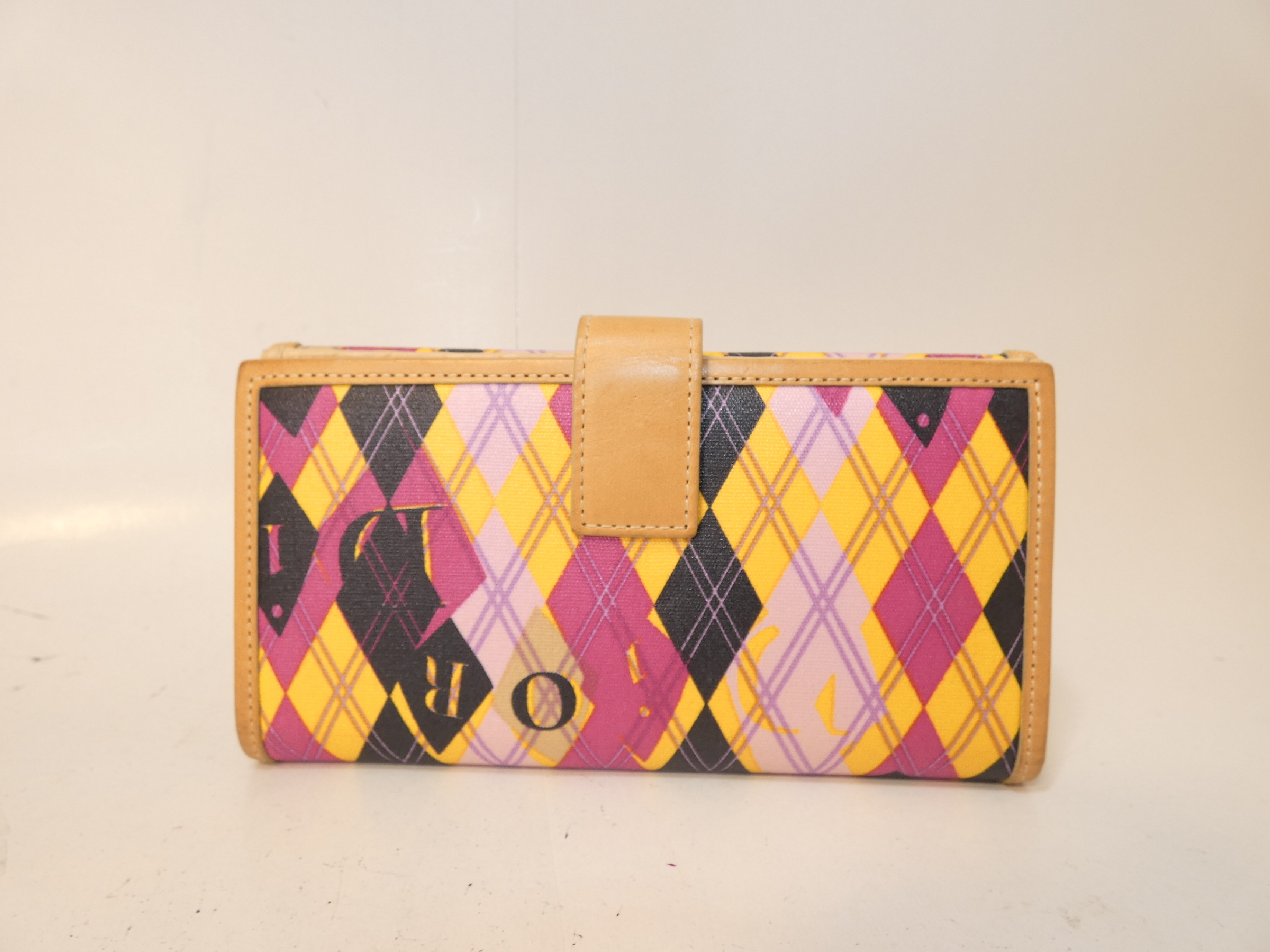 perforated pattern long wallet — view 2