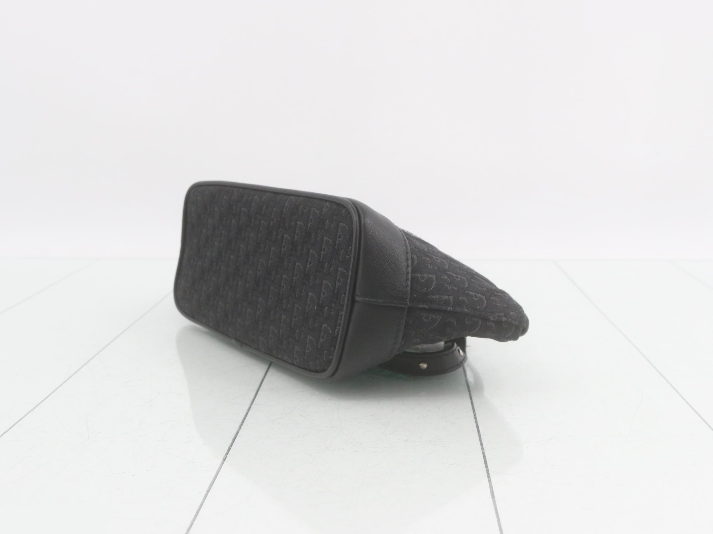 Street Chic Trotter (Bag) - Handbag — view 6