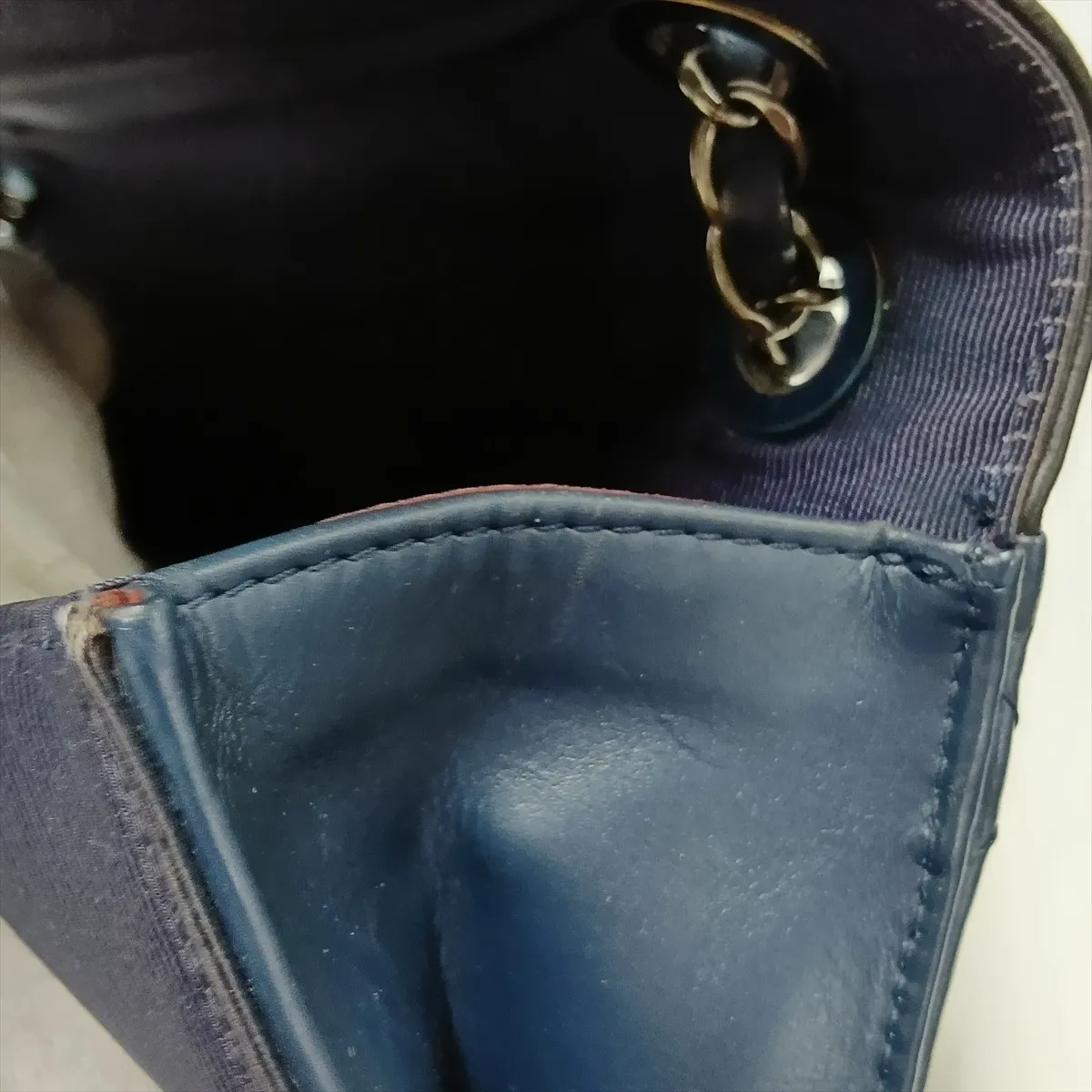 Matelassé Lambskin Single Flap Double Chain Bag, Navy x Black, Gunmetal Hardware, 21525294, Serial Number 21 — view 10