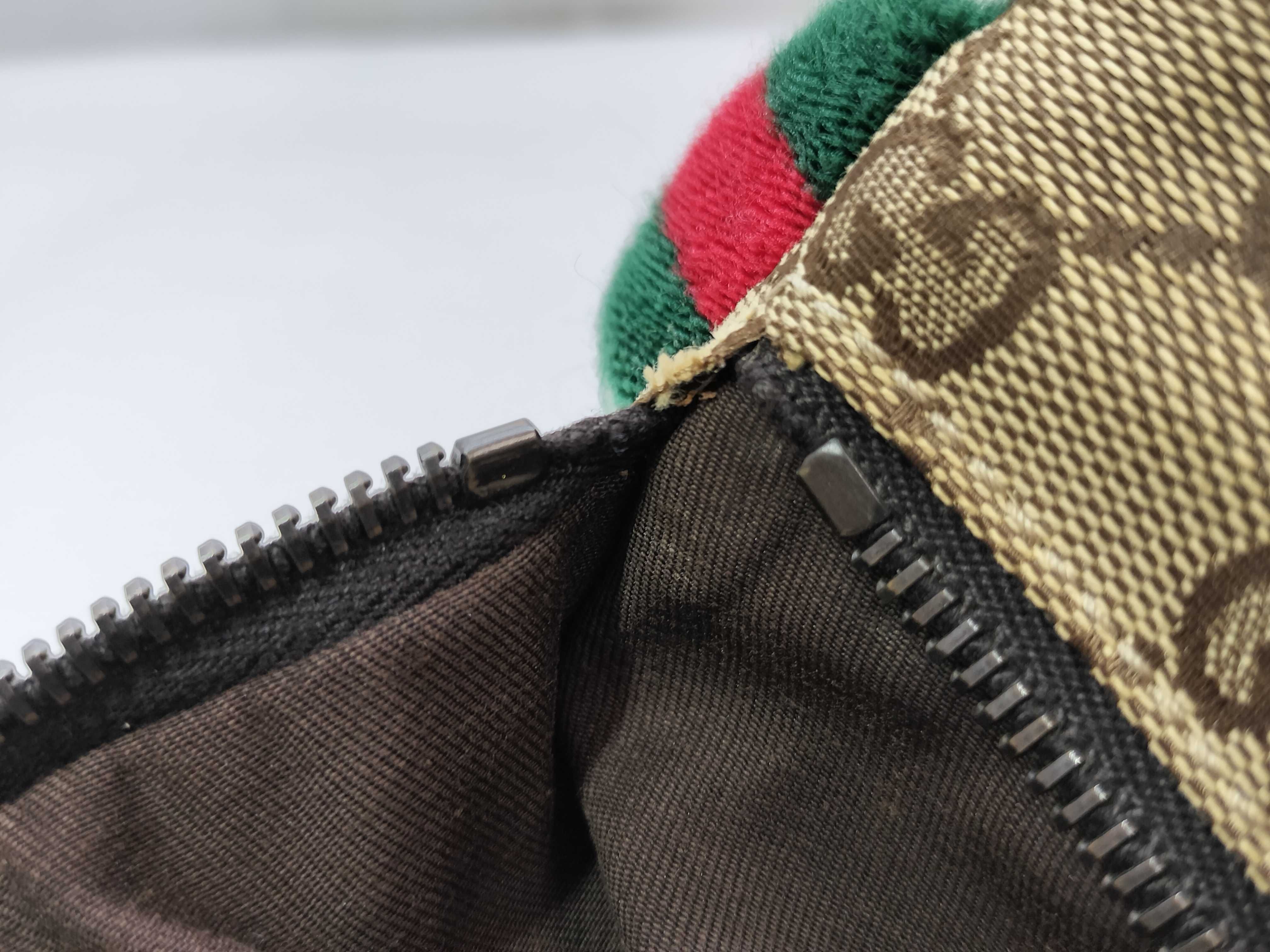 GG Canvas Waist Bag — view 10
