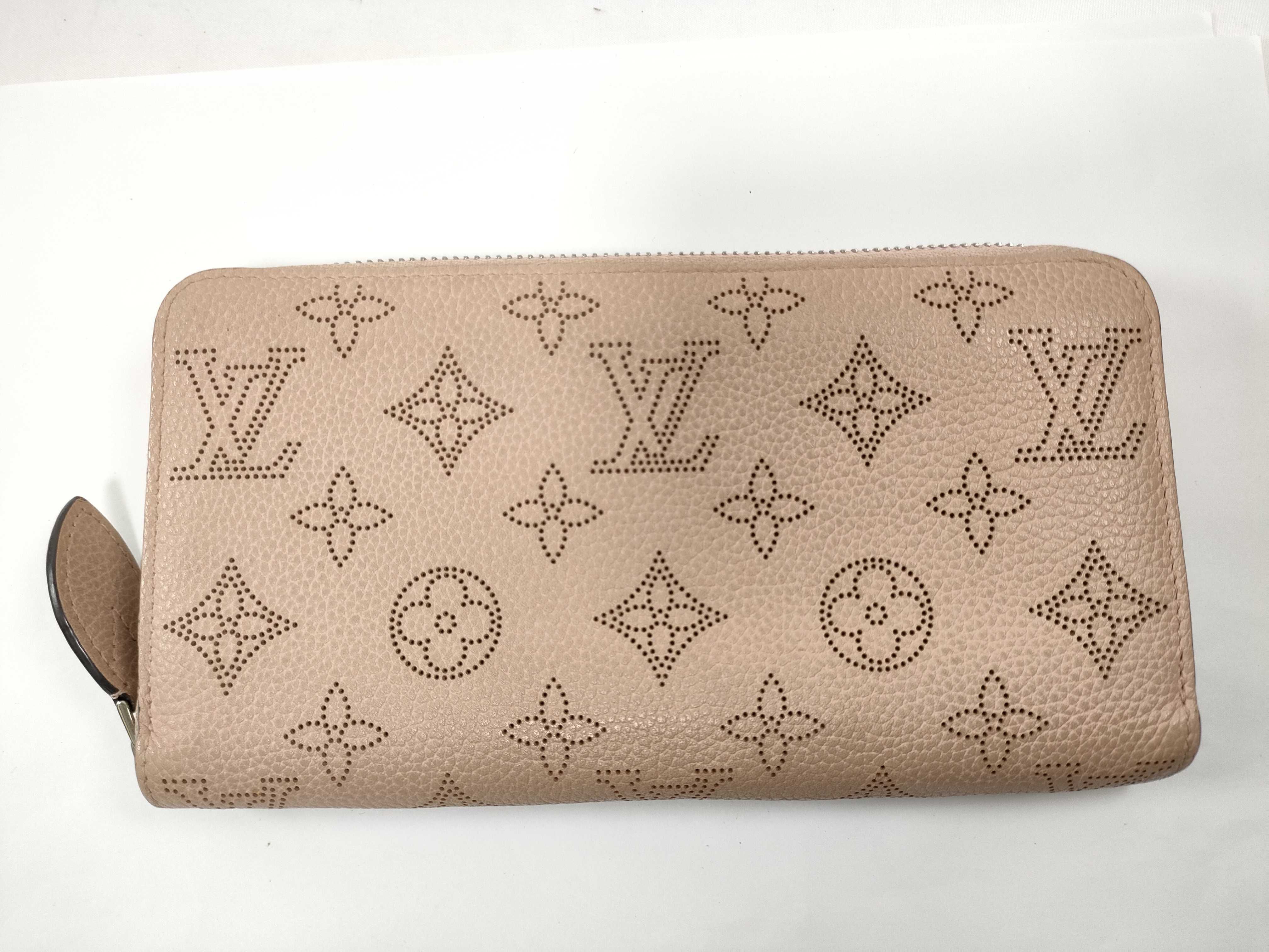 Mahina Zippy Wallet Magnolia M61868 TN0271 (RFID detected)