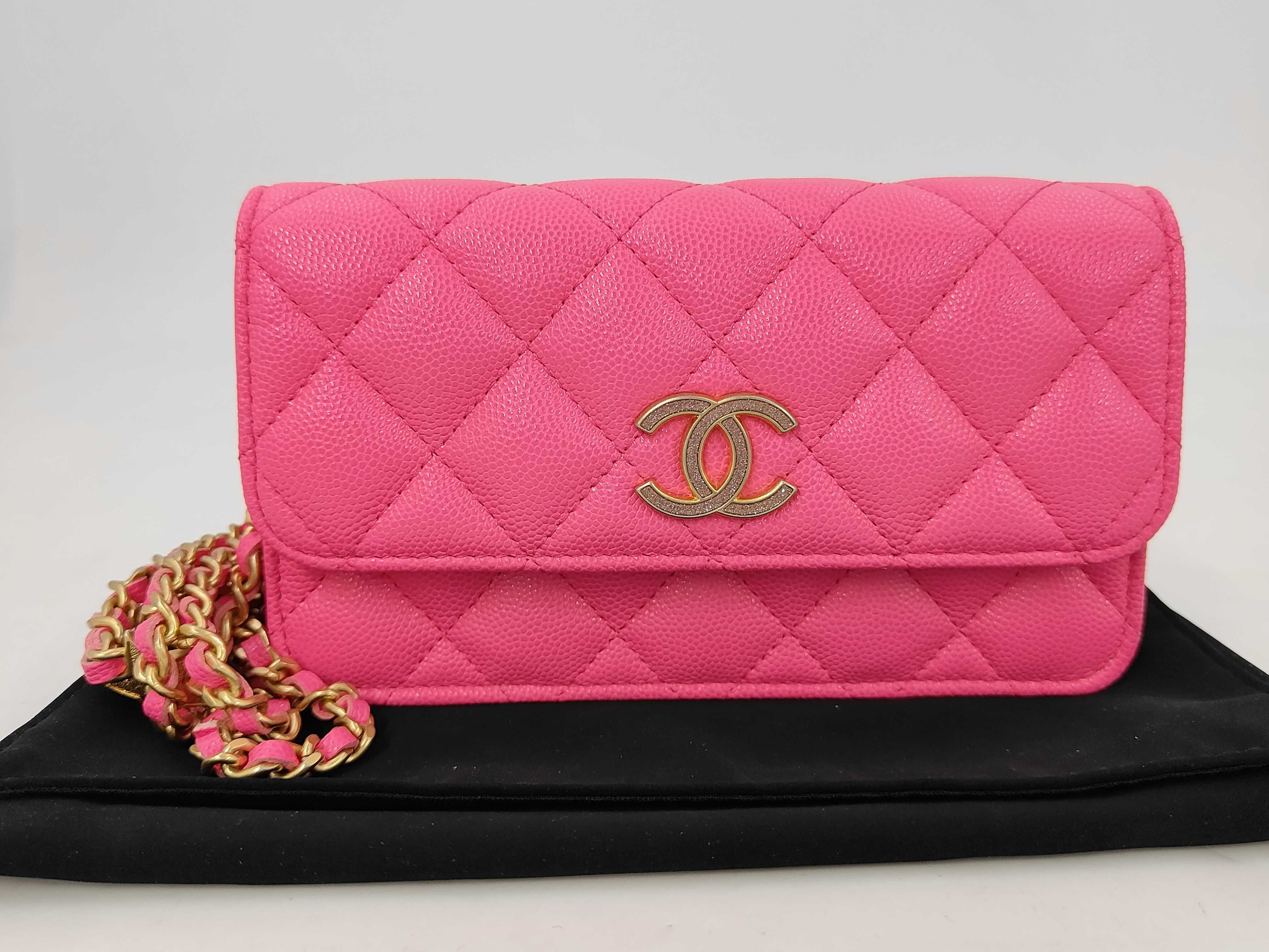 Matelassé Caviar Skin Chain Wallet (Random Number) Shoulder Bag