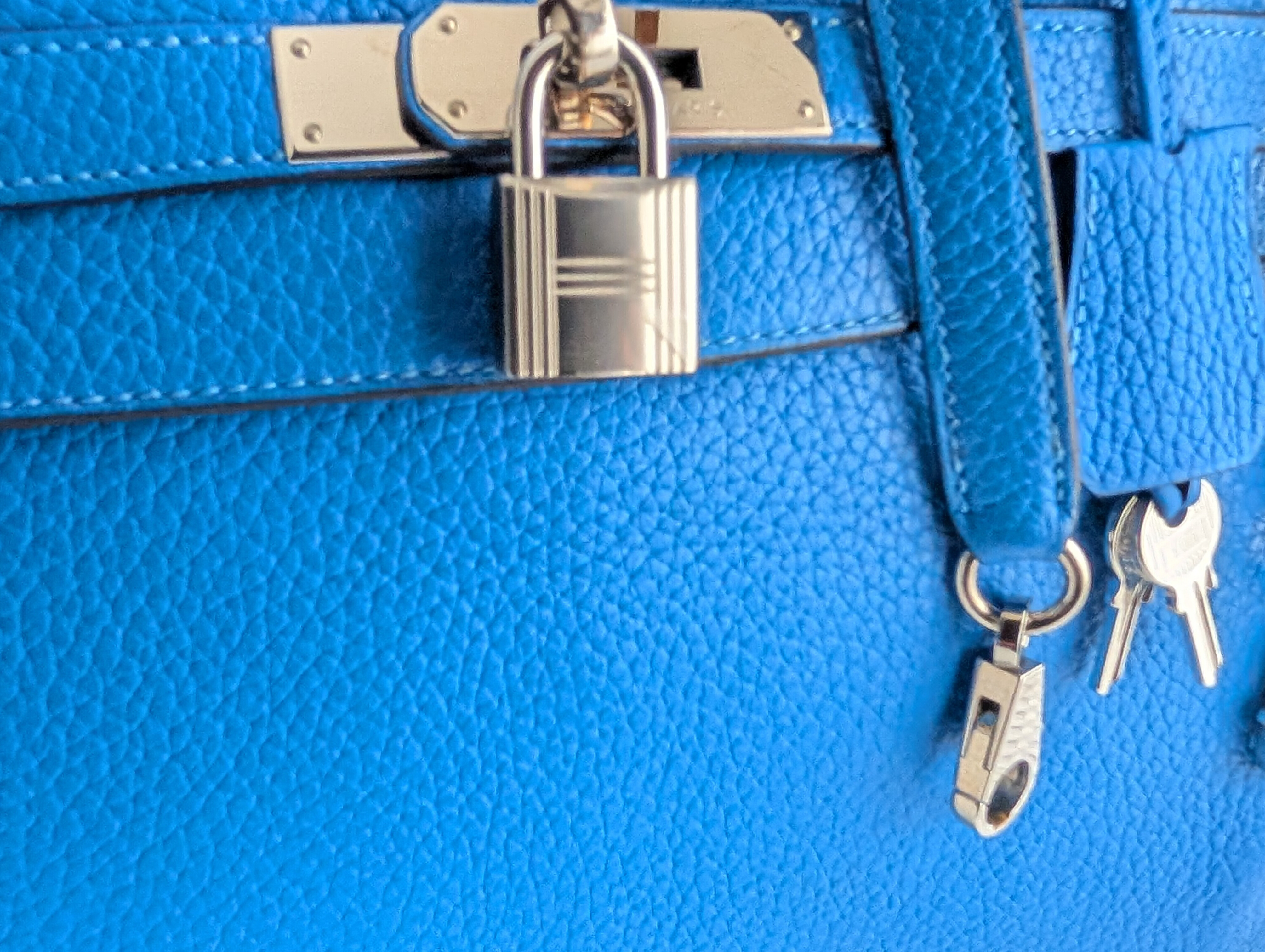 Kelly 32 Taurillon Clemence Blue Hydra Silver Hardware P Stamp Handbag — view 4
