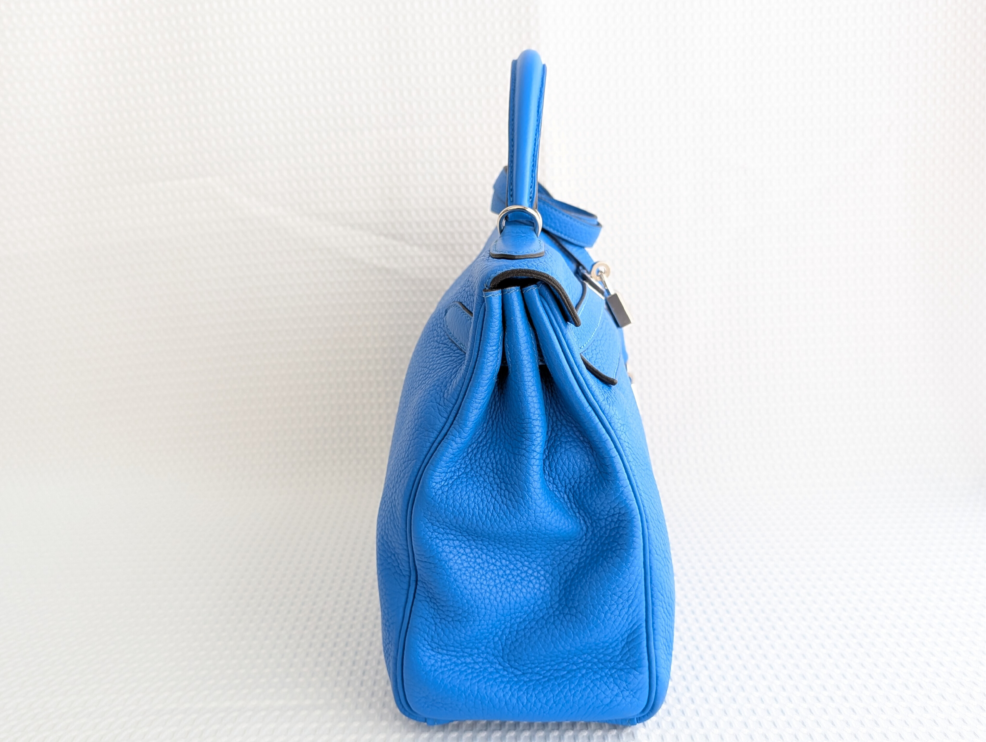 Kelly 32 Taurillon Clemence Blue Hydra Silver Hardware P Stamp Handbag — view 5
