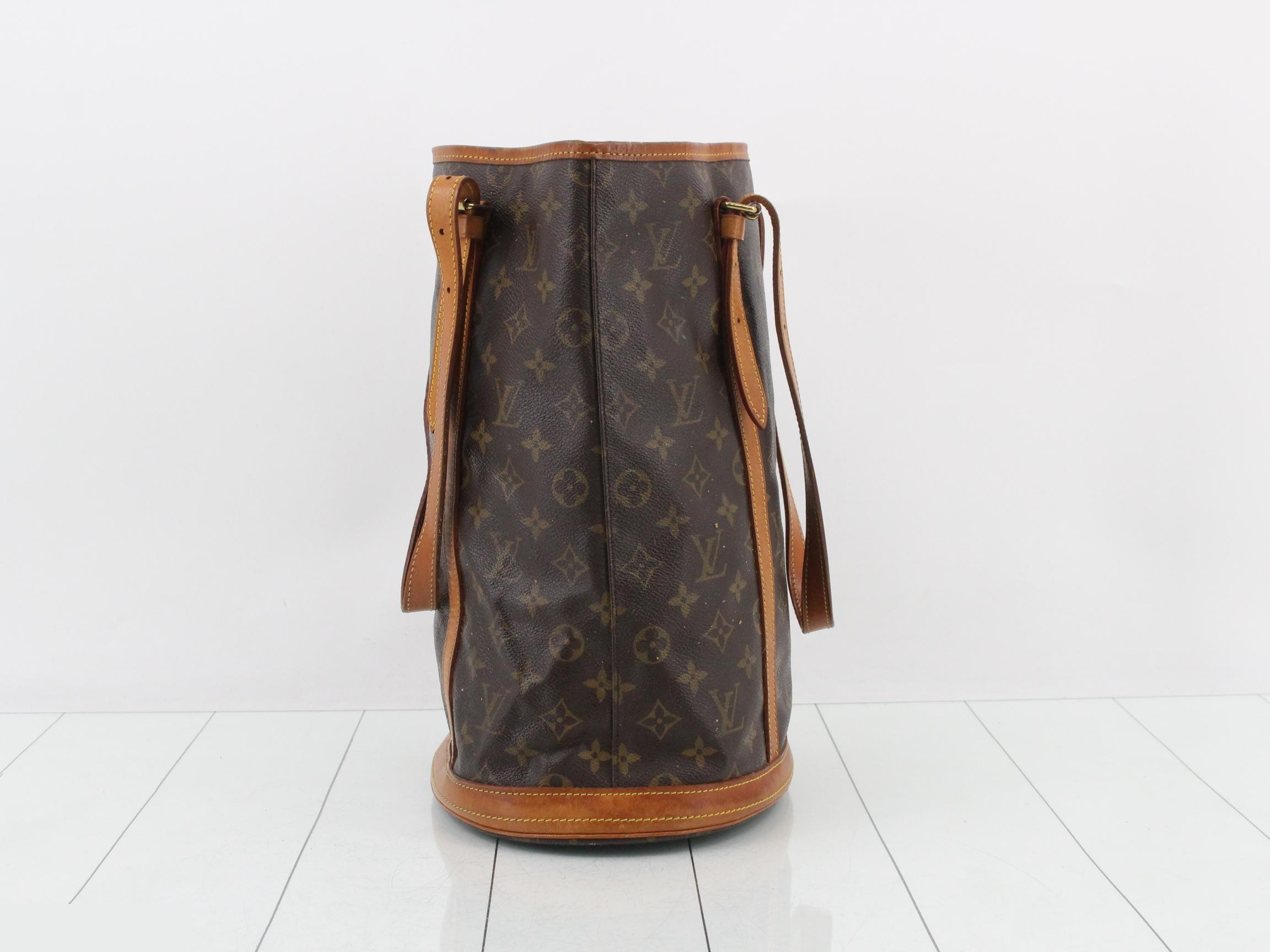 Bucket GM bag, Louis Vuitton — view 3