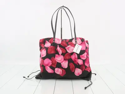 Other lines: Bags and tote bags