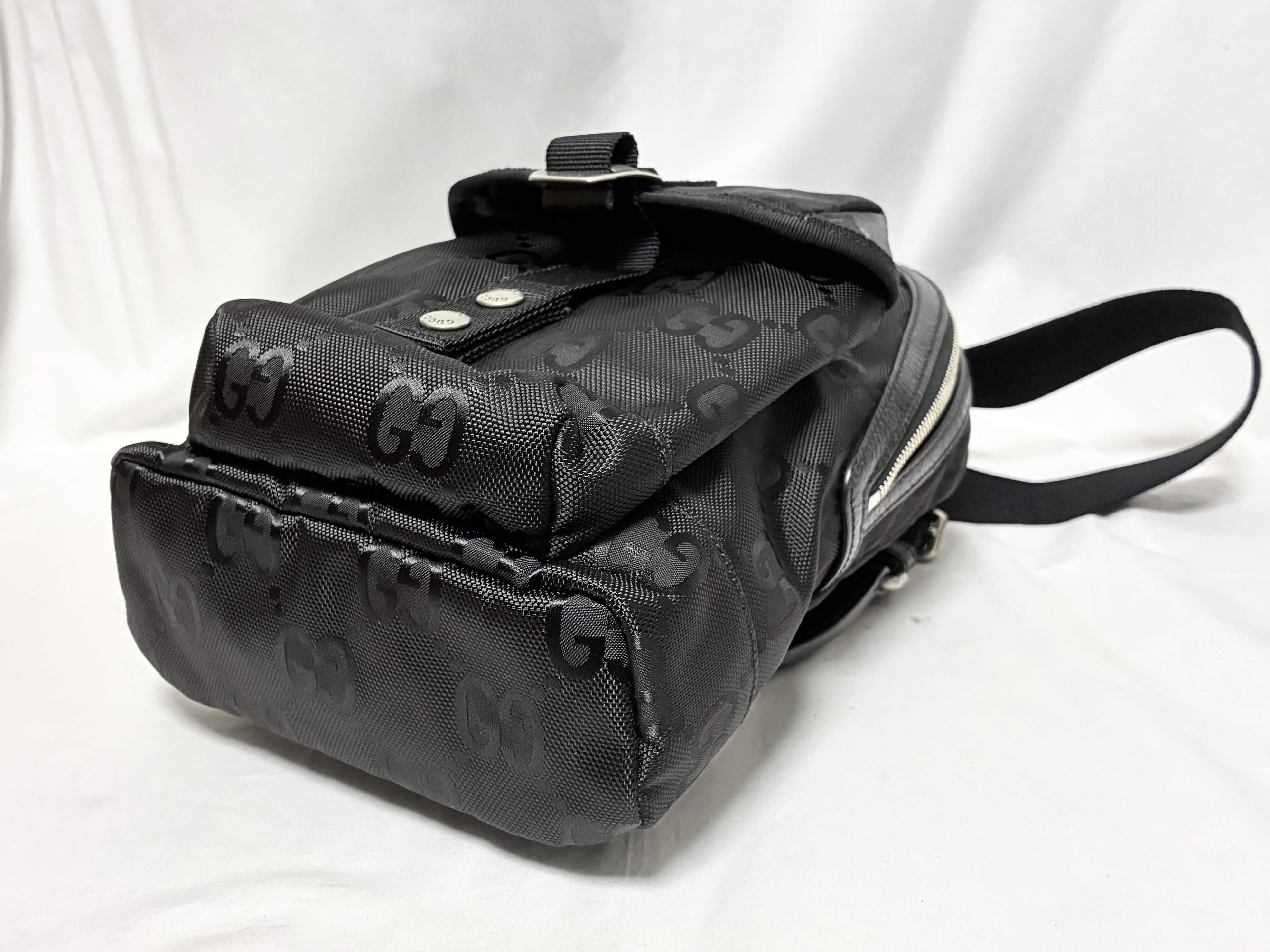 Off the Grid Nylon Body Bag, Black, 658631 (Shoulder Bag) — view 3