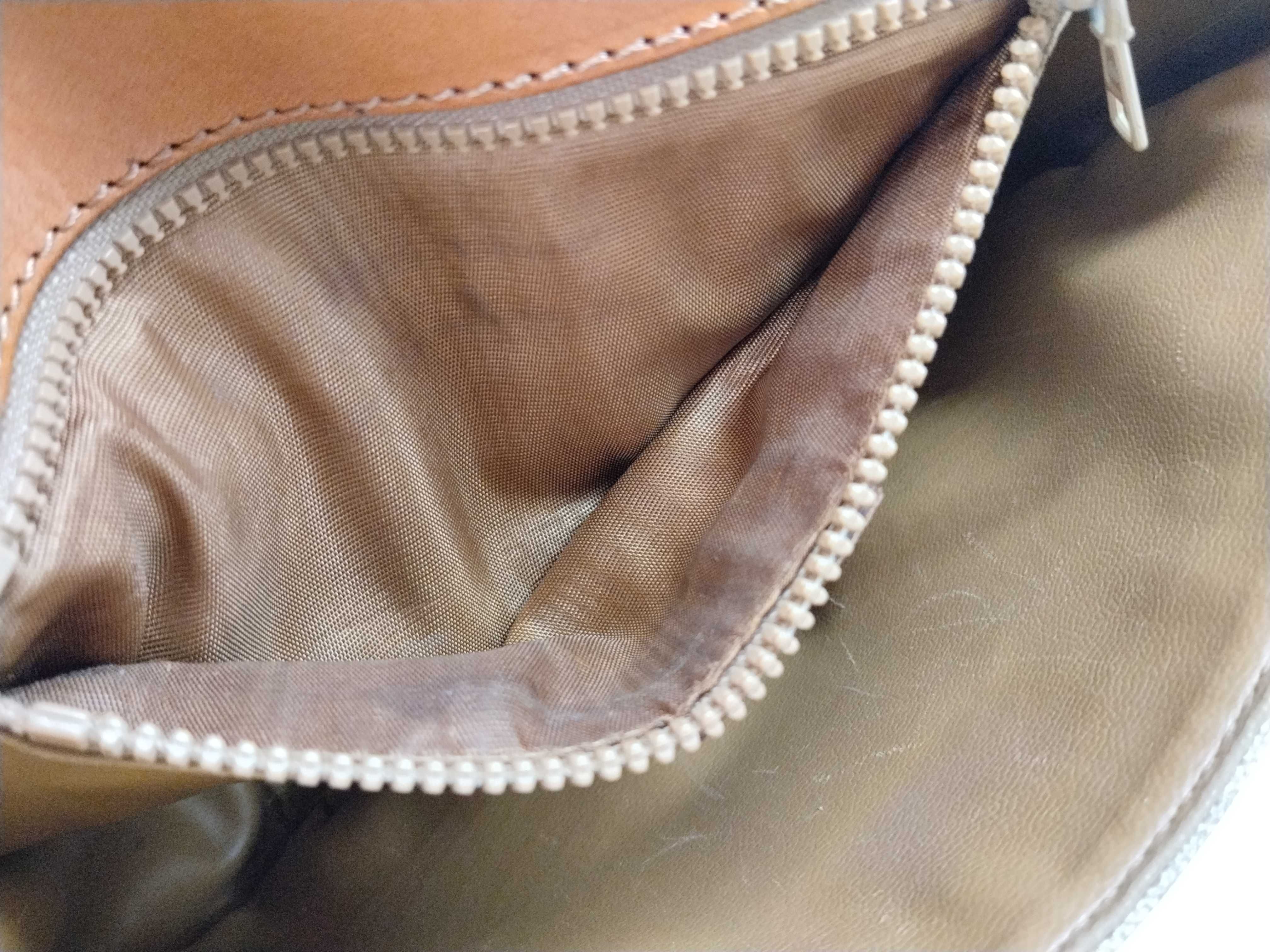 M06 Shoulder Bag — view 13