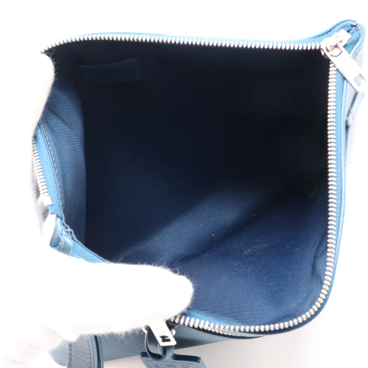 LV Aerogram Pochette iPad M81029 Blue (RFID detected) — view 6