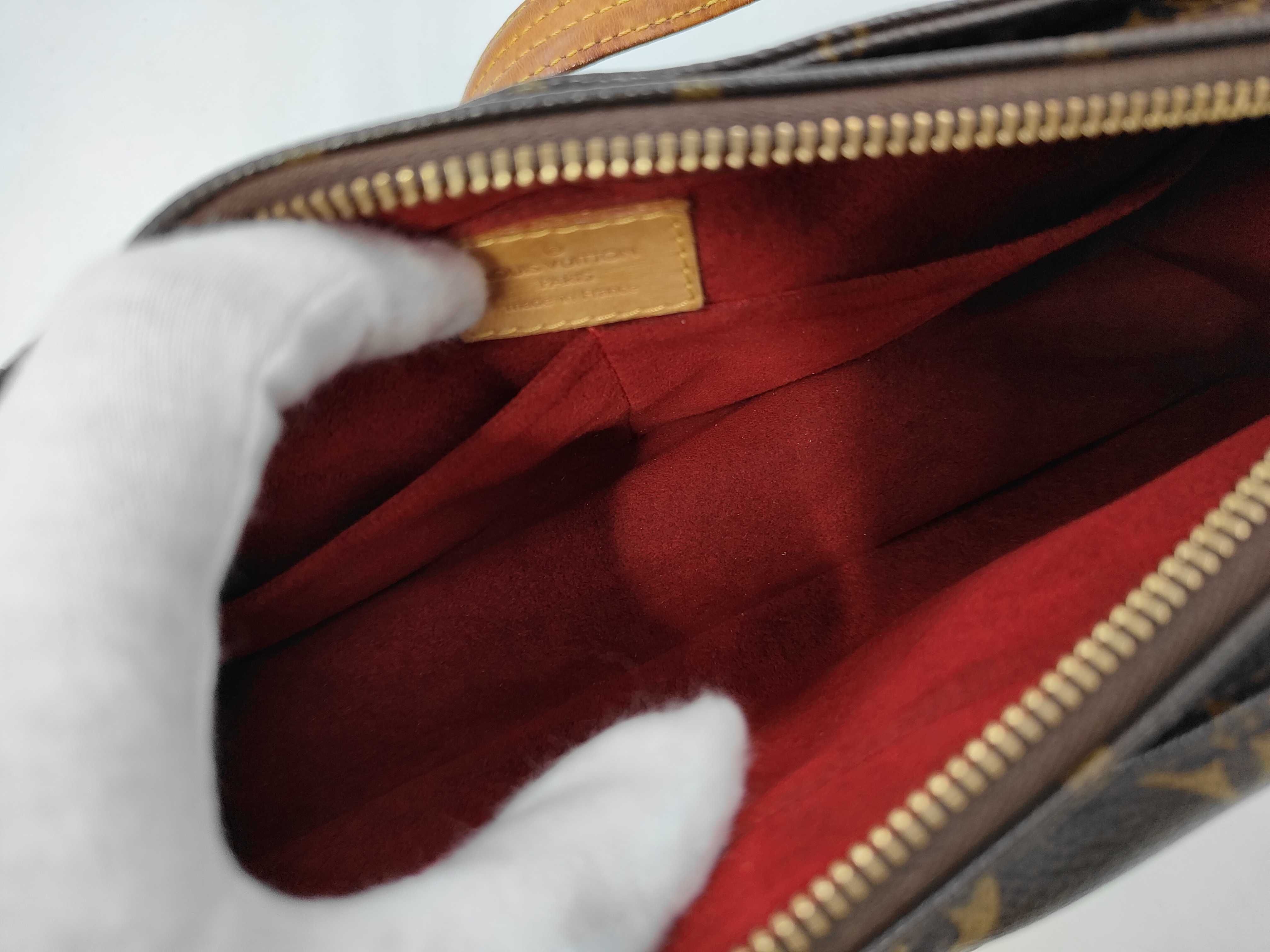 M51164 Monogram Viva Cite MM Shoulder Bag — view 9