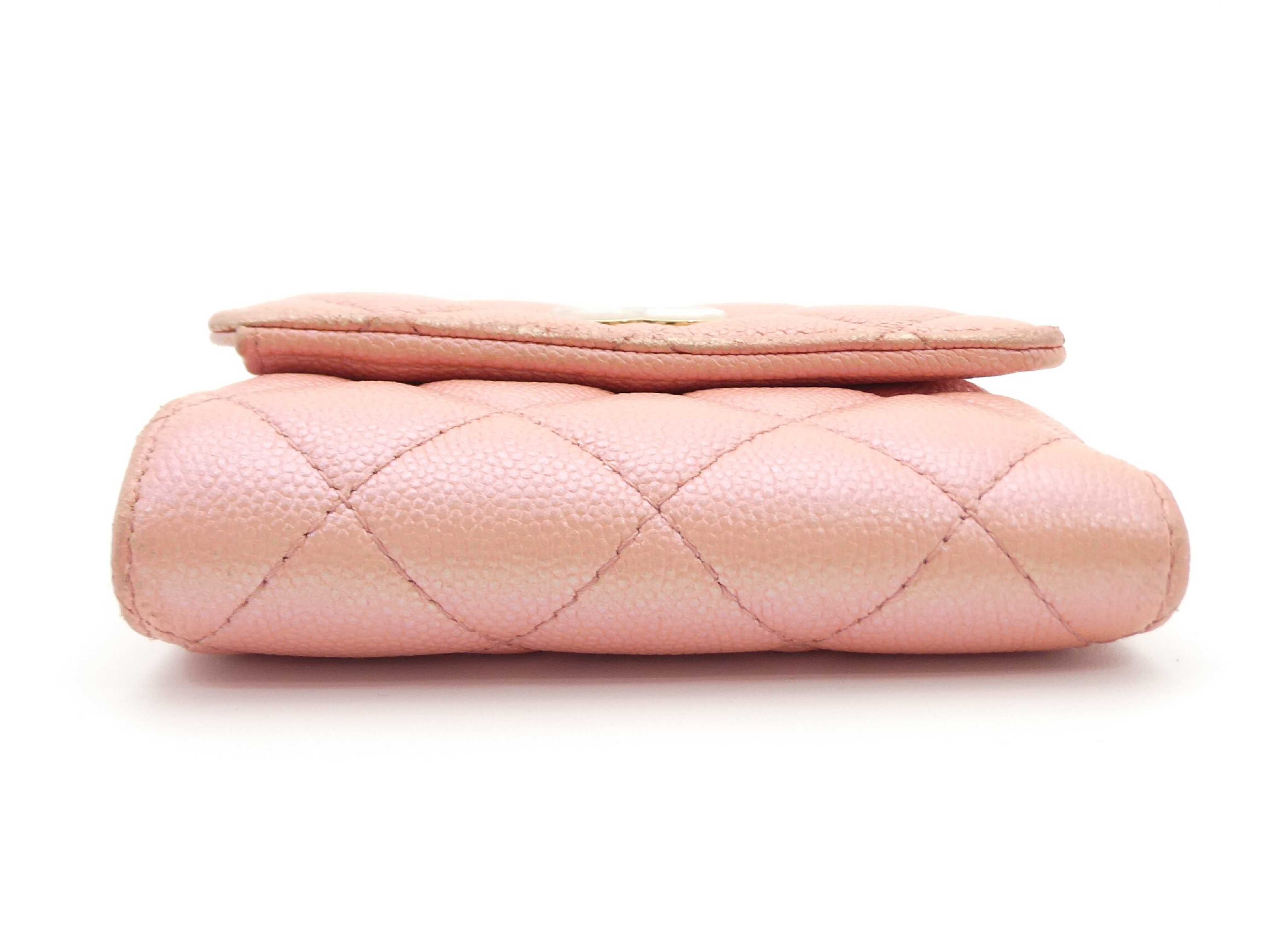 Matelassé Coco Mark Caviar Skin Tri-fold Wallet — view 5