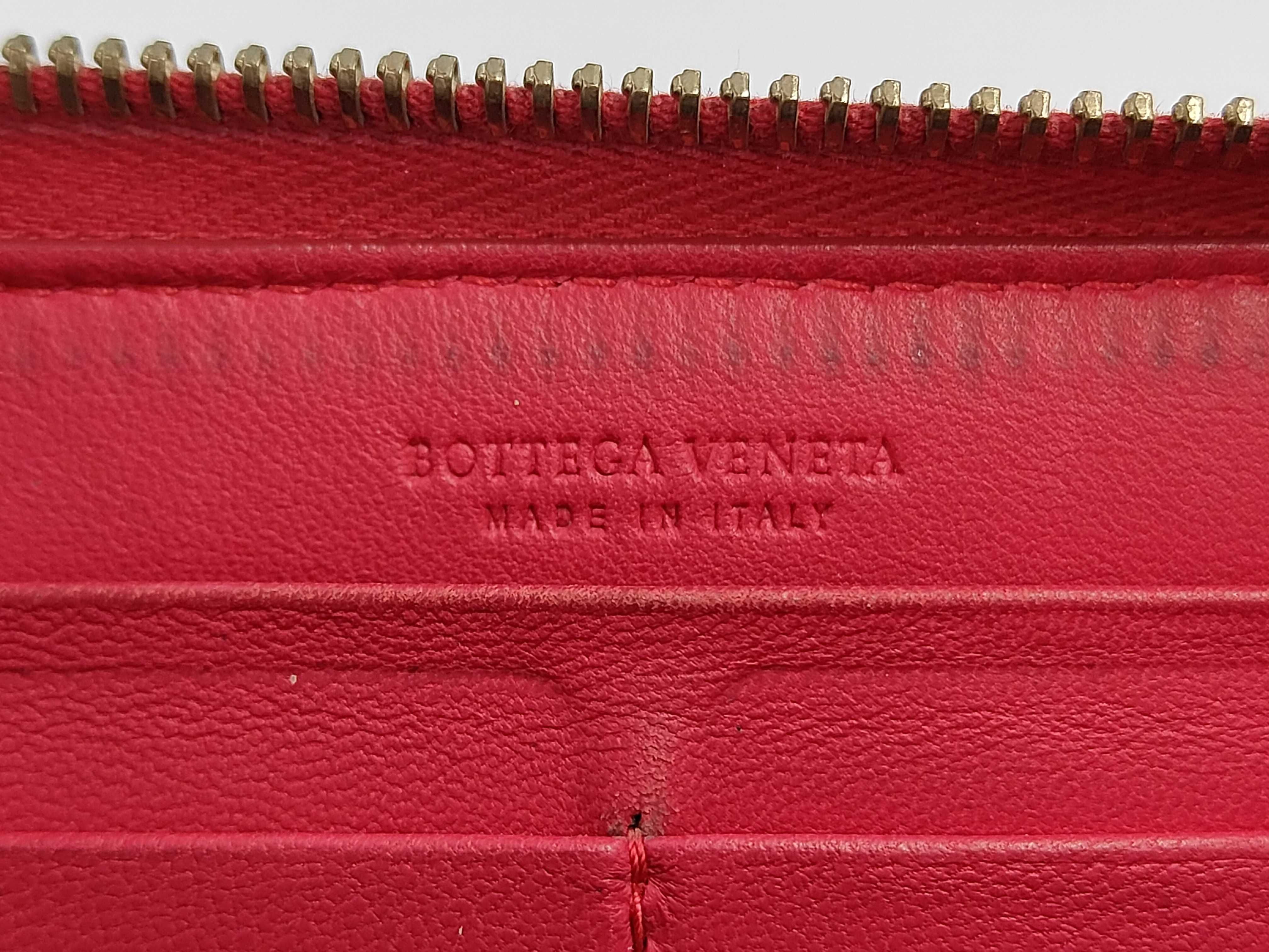 Intrecciato Long Wallet, Round Leather, Red — view 11