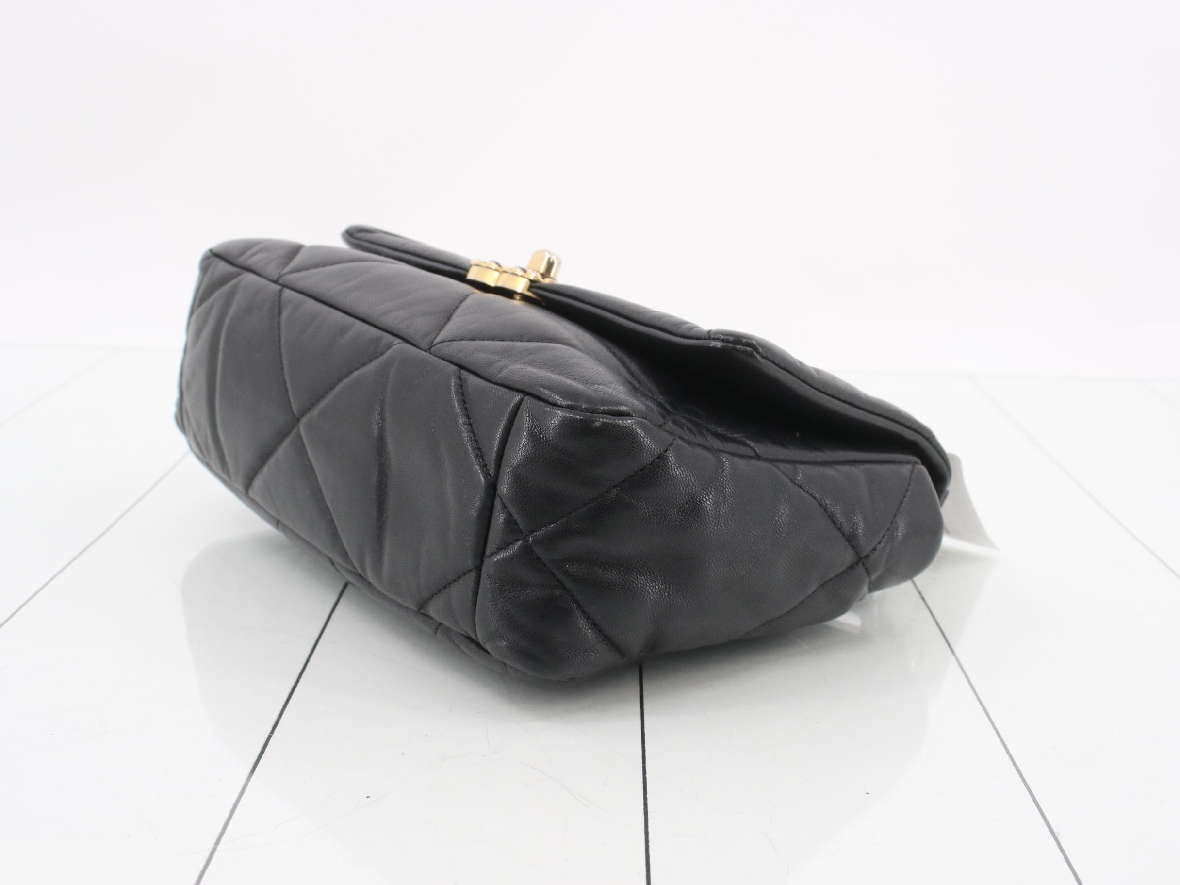 19 Leather 2-Way Handbag — view 6