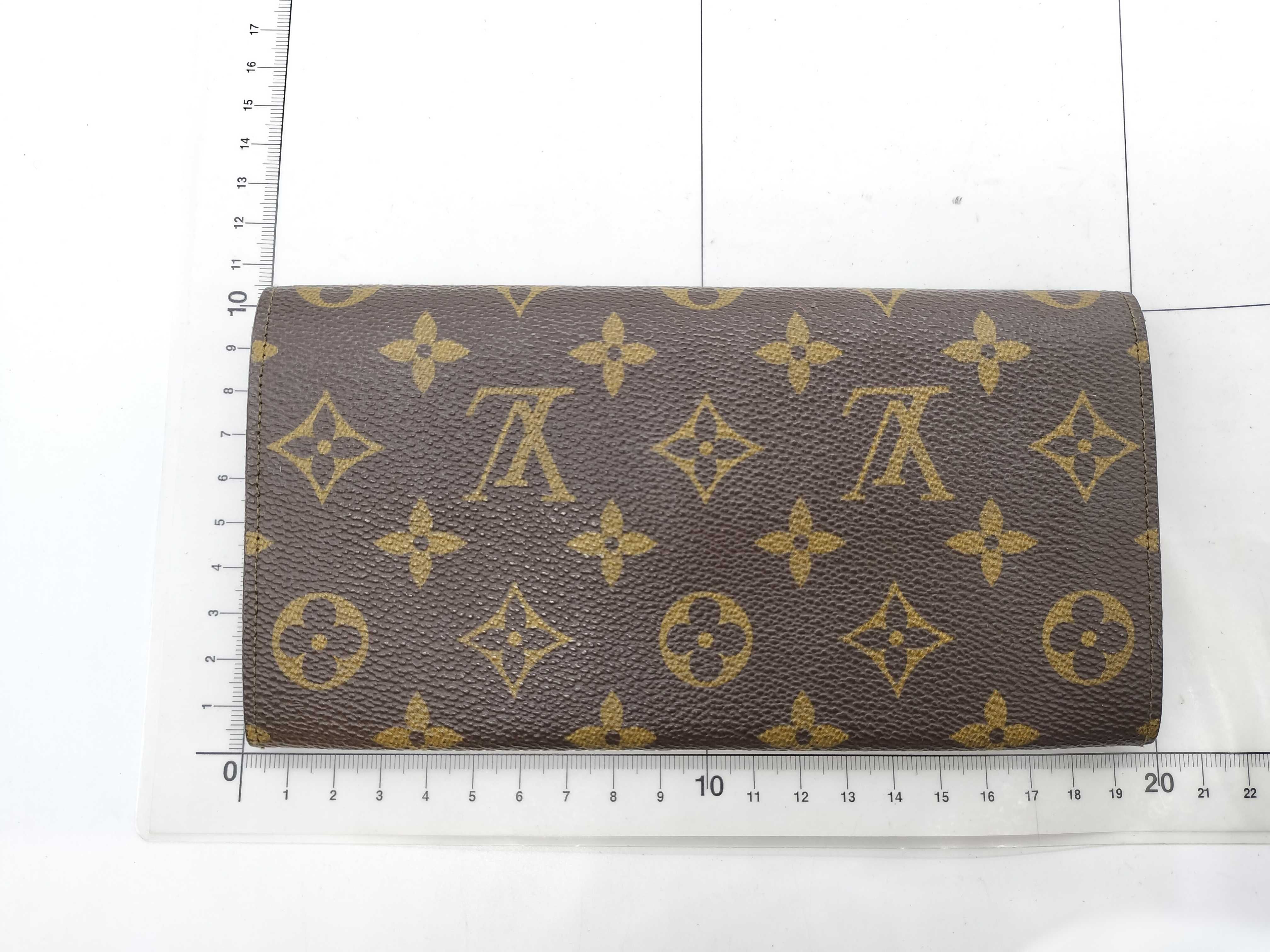 Monogram Portefeuille Sarah (old model) wallet — view 2