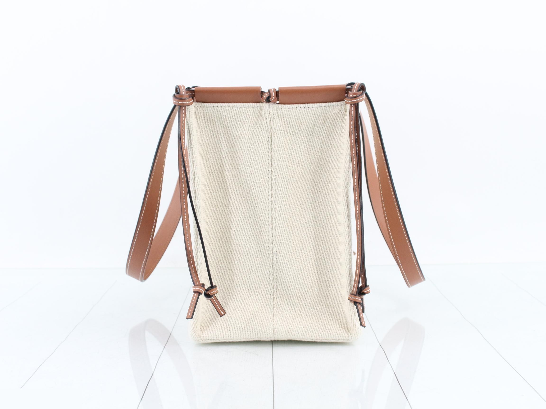 Other lines: Bags & Tote Bags, Cushion Tote, Canvas, Anagram — view 3