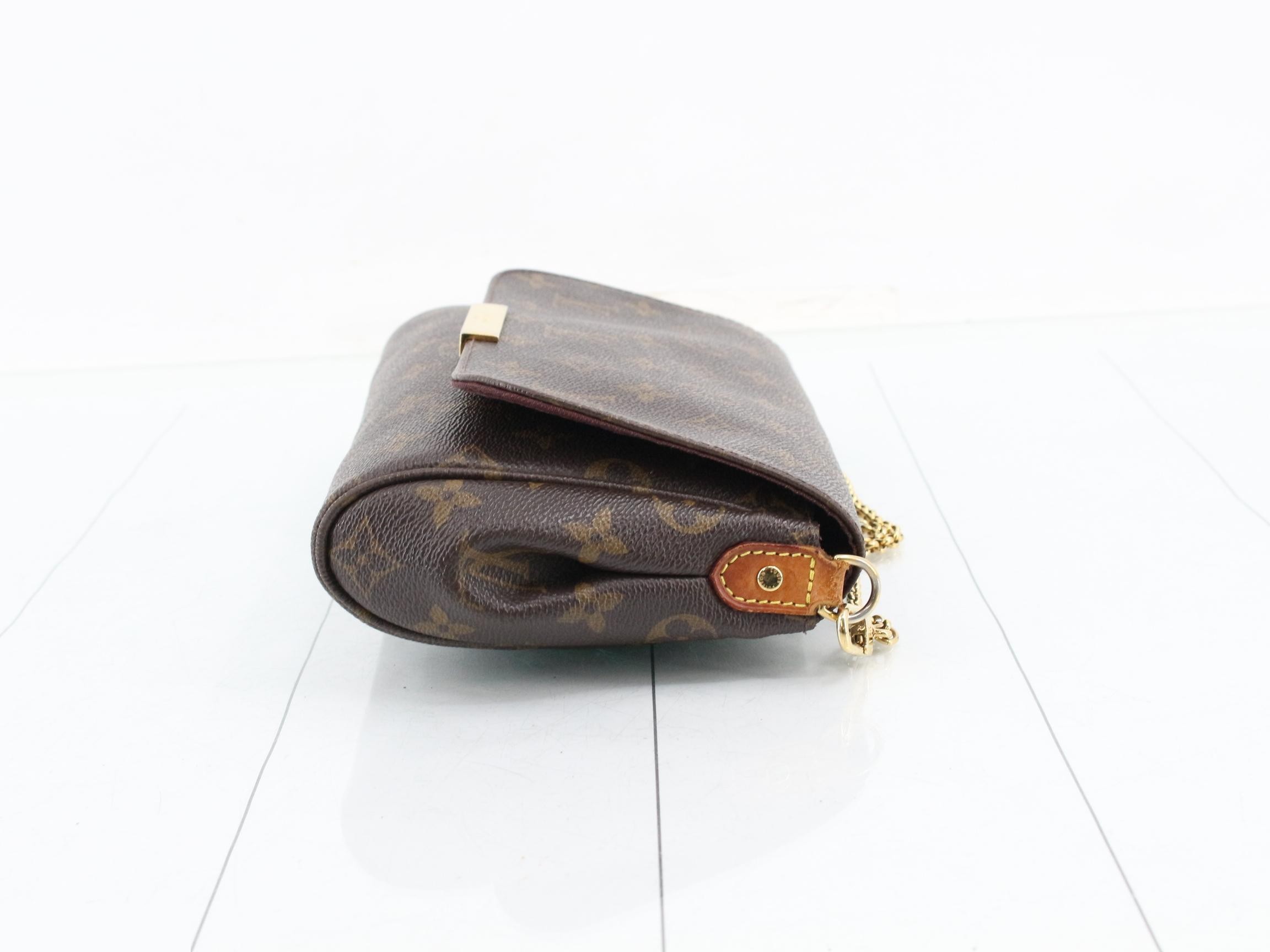 M40718 Monogram Favorite MM 2-Way Shoulder Bag — view 3